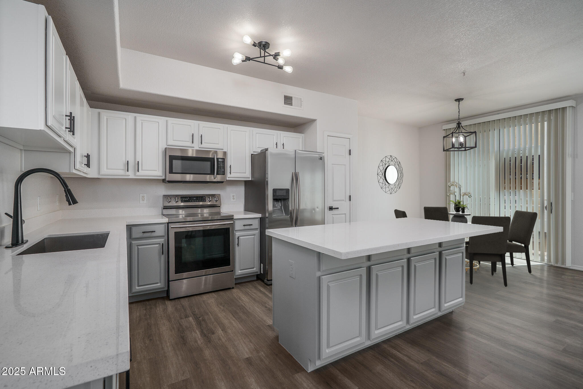 18250 N CAVE CREEK Road, 164
