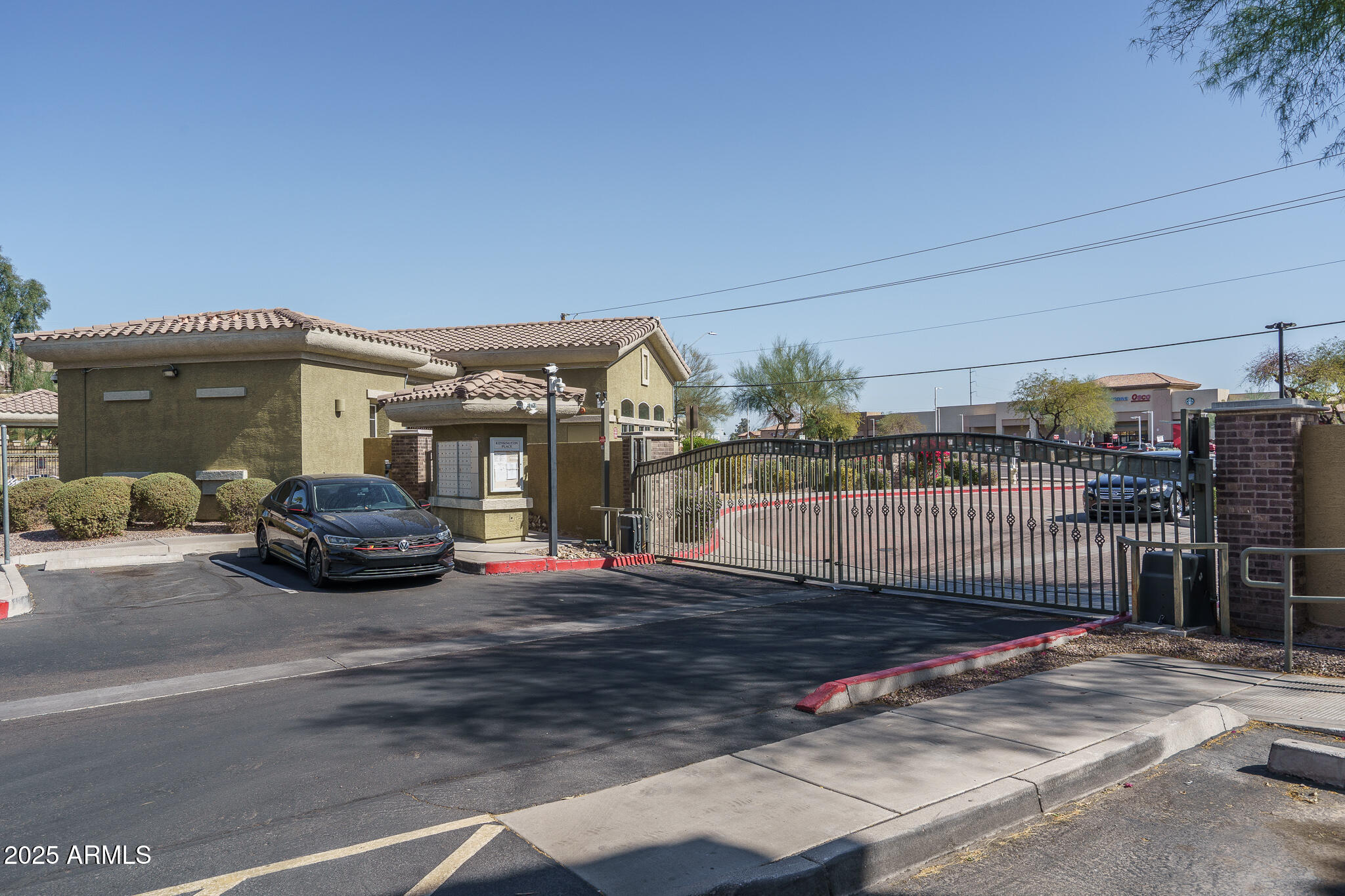 18250 N CAVE CREEK Road, 164
