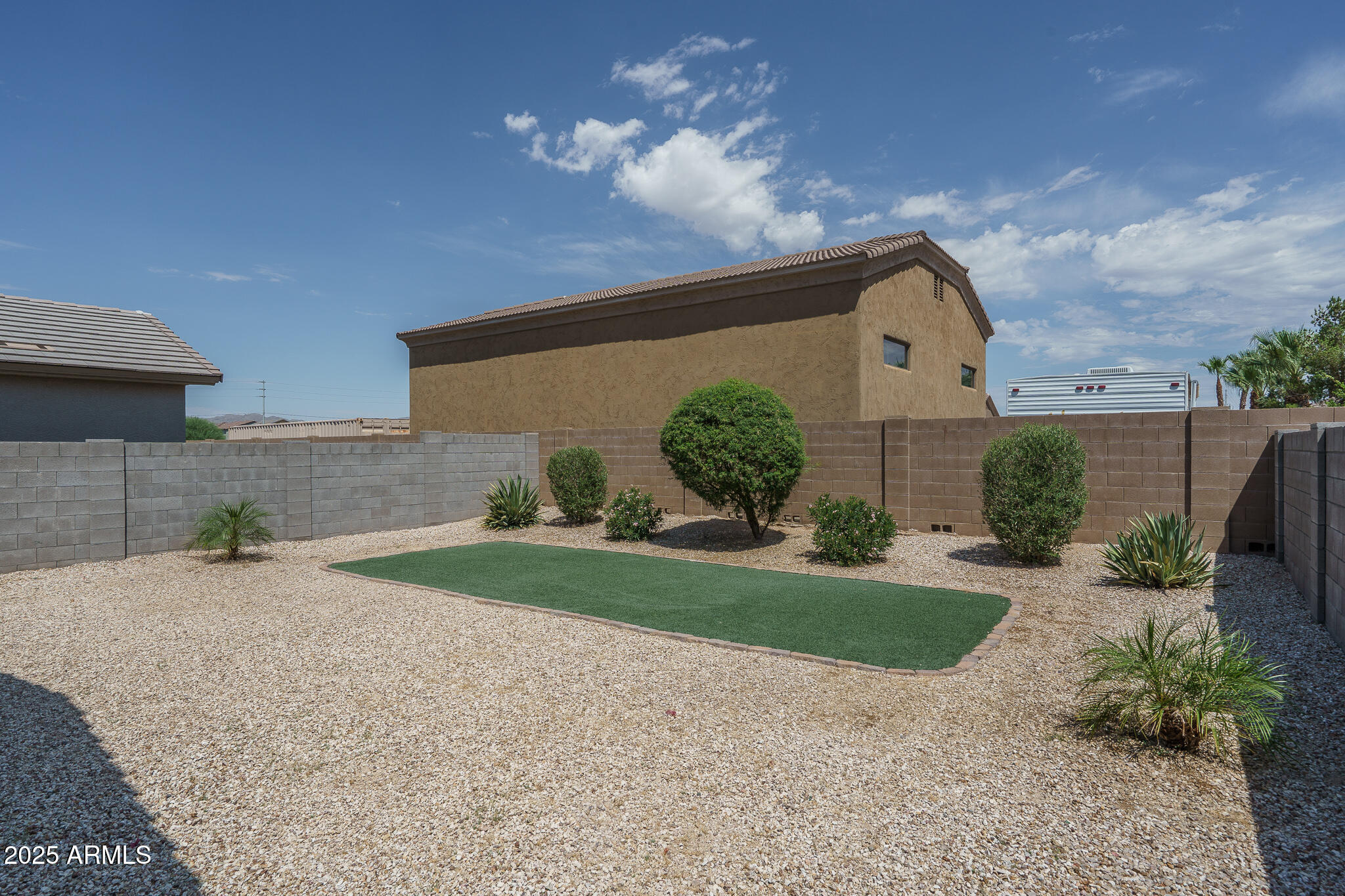 17072 W ALICE Avenue