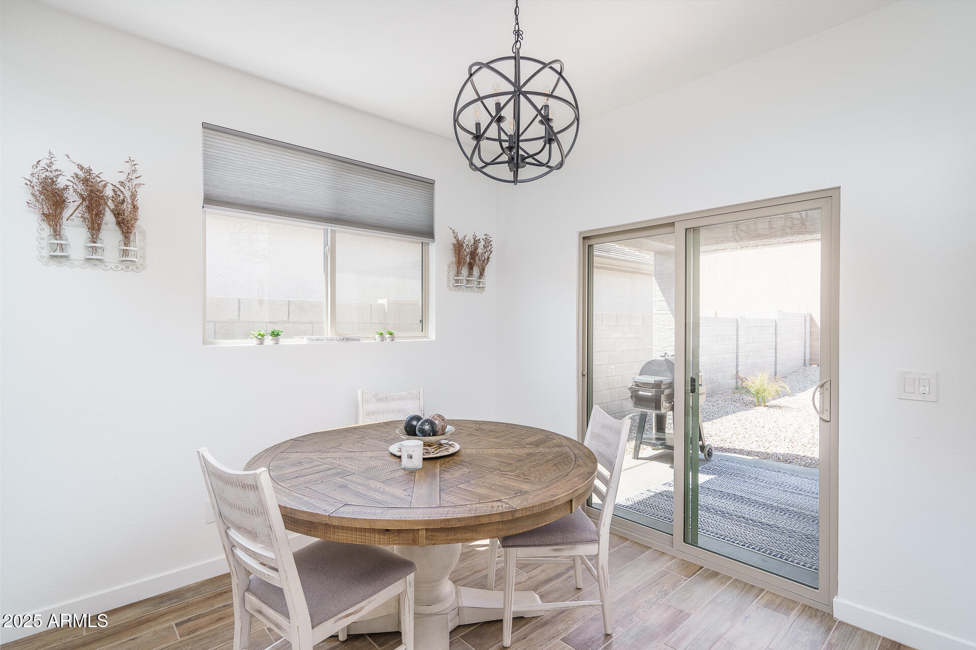 17072 W ALICE Avenue