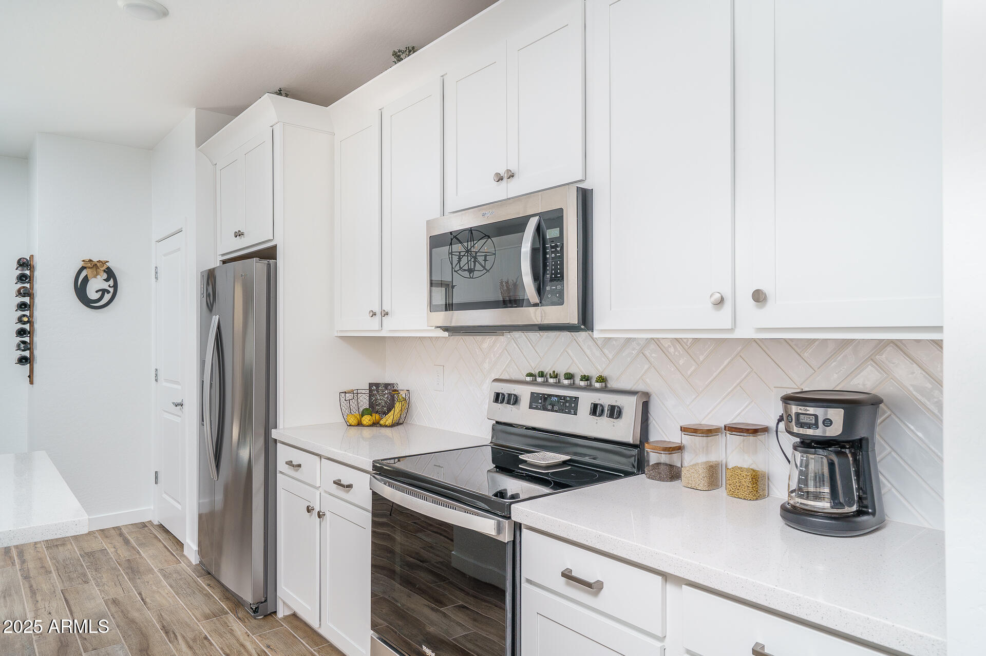 17072 W ALICE Avenue