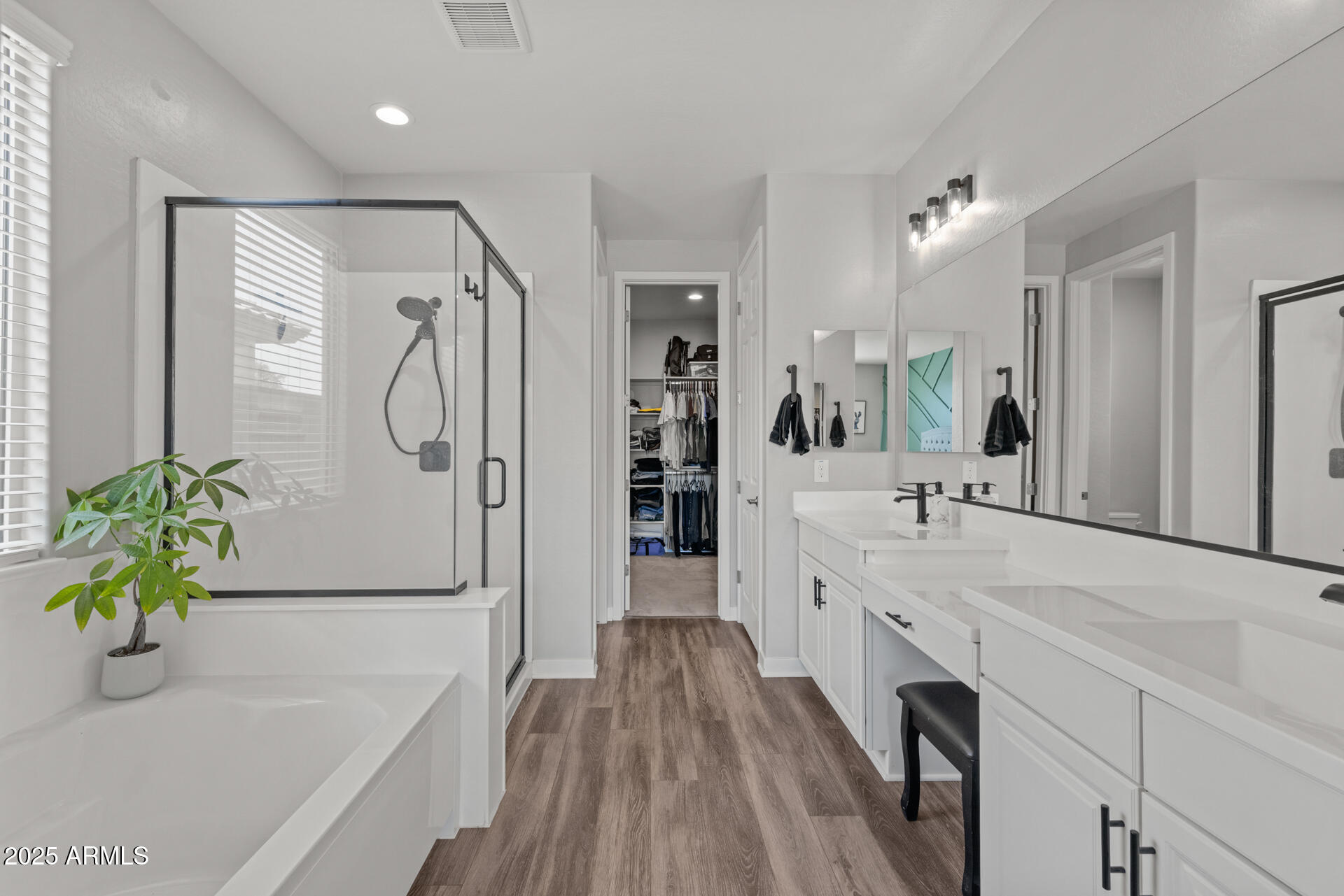 35193 N AGUA CALIENTE
