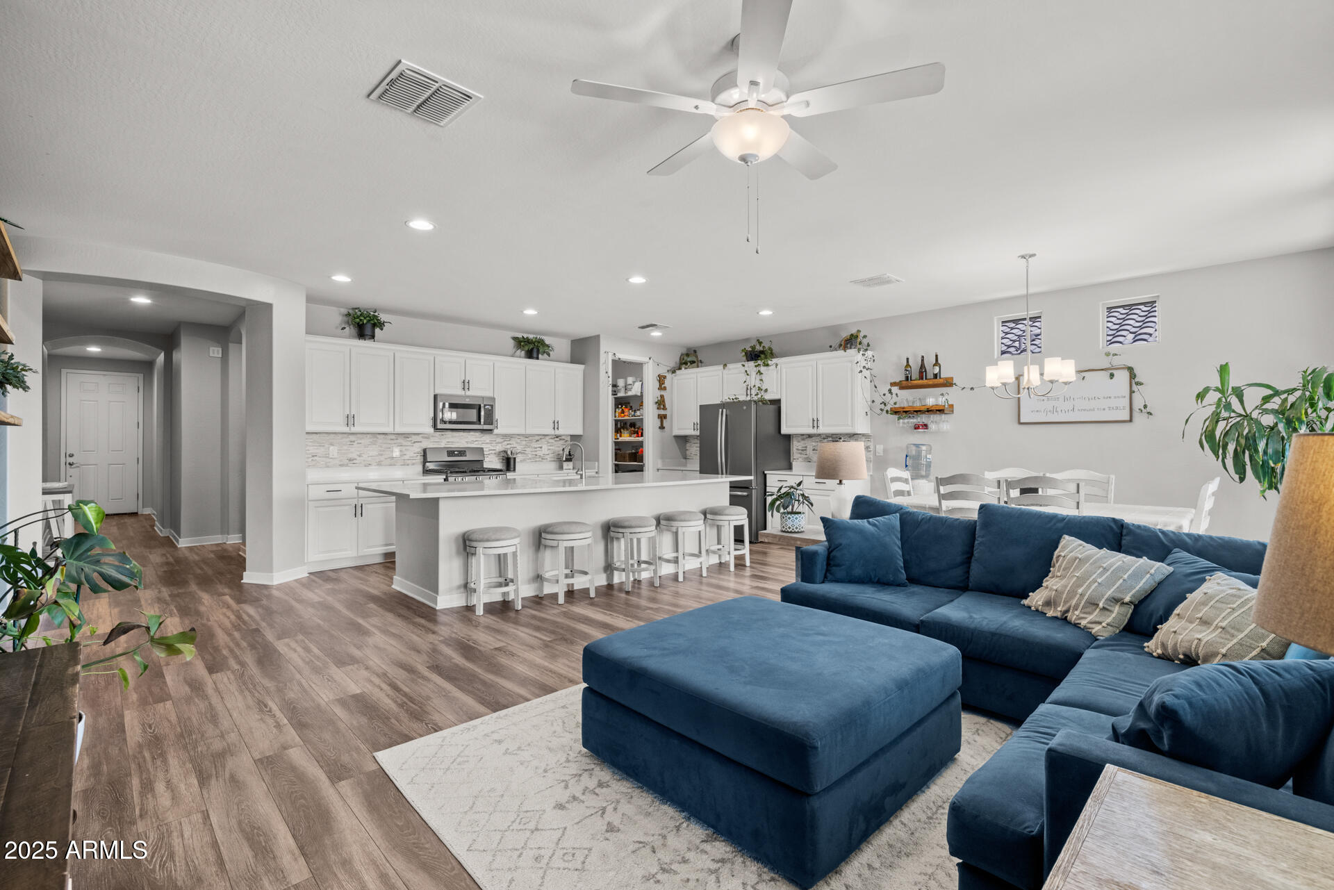 35193 N AGUA CALIENTE