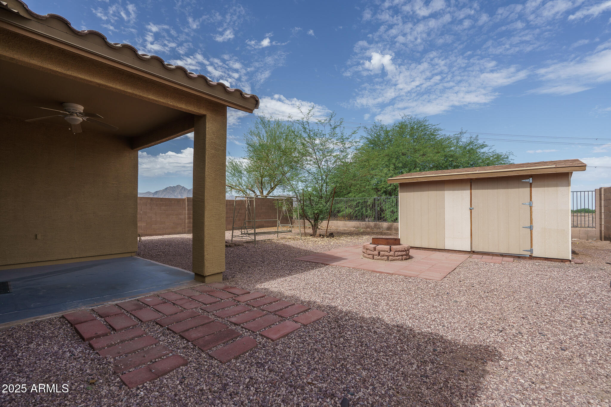 7810 S 74TH Lane