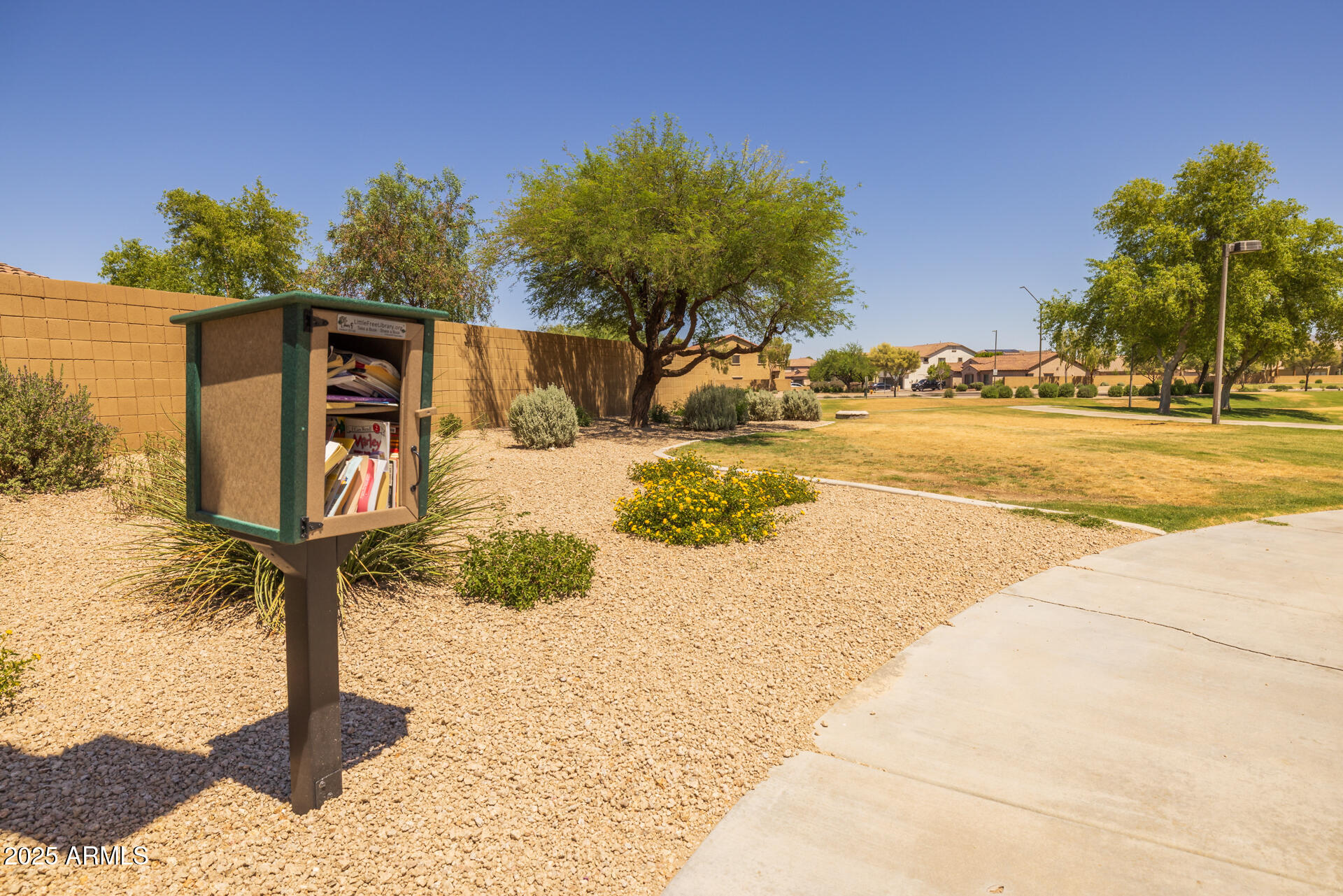17038 W MOHAVE Street