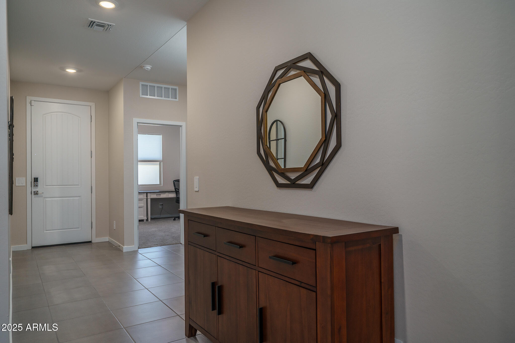 16062 W GRAY FOX Trail