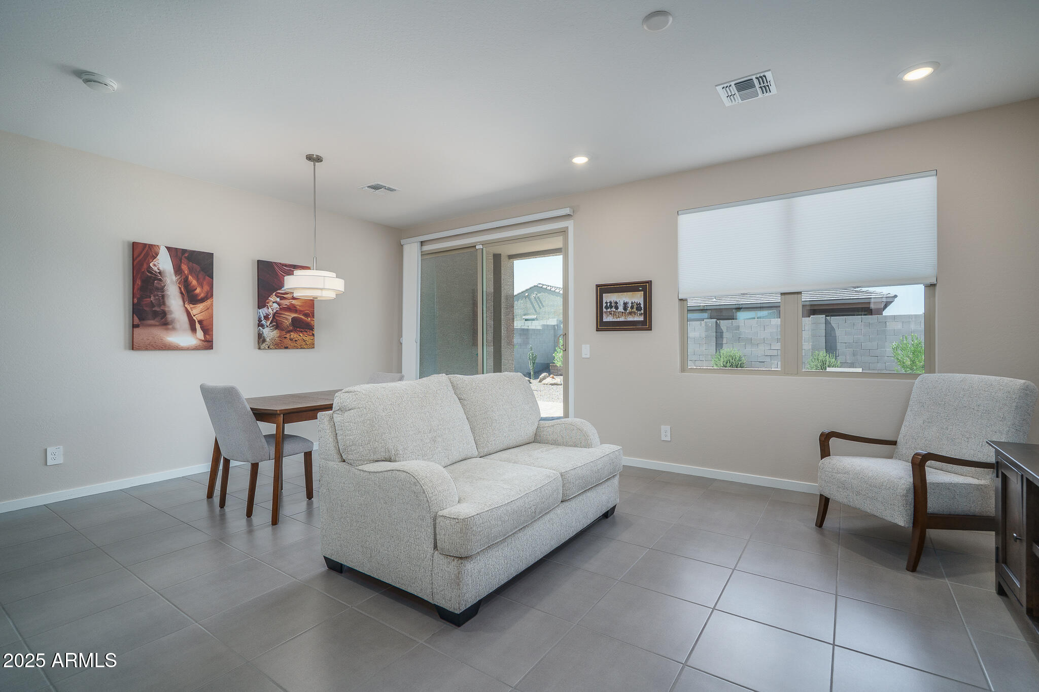 16062 W GRAY FOX Trail