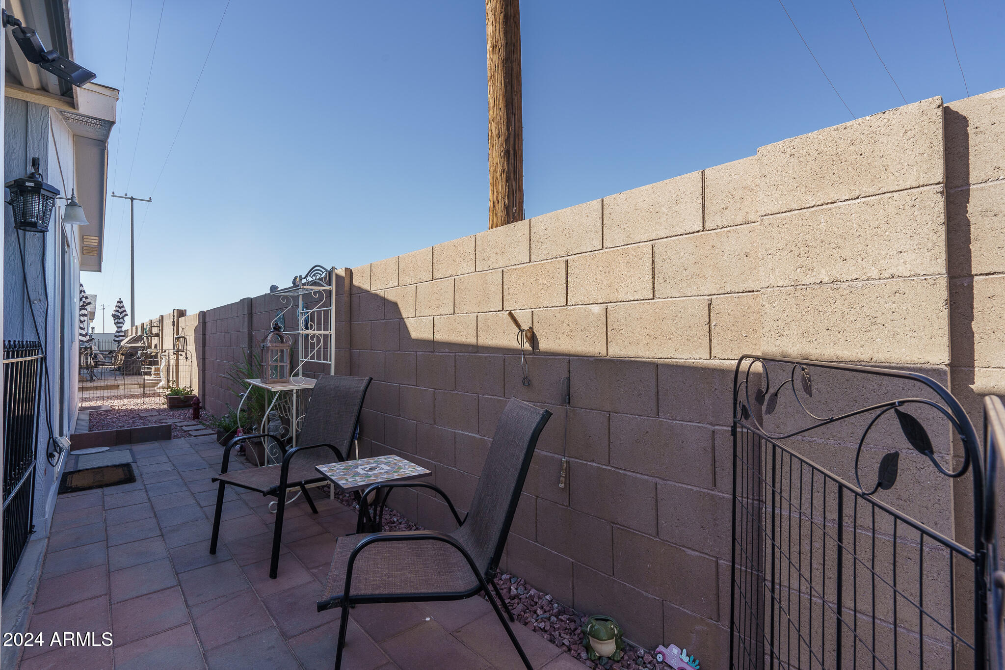 17506 W VAN BUREN Street, 446