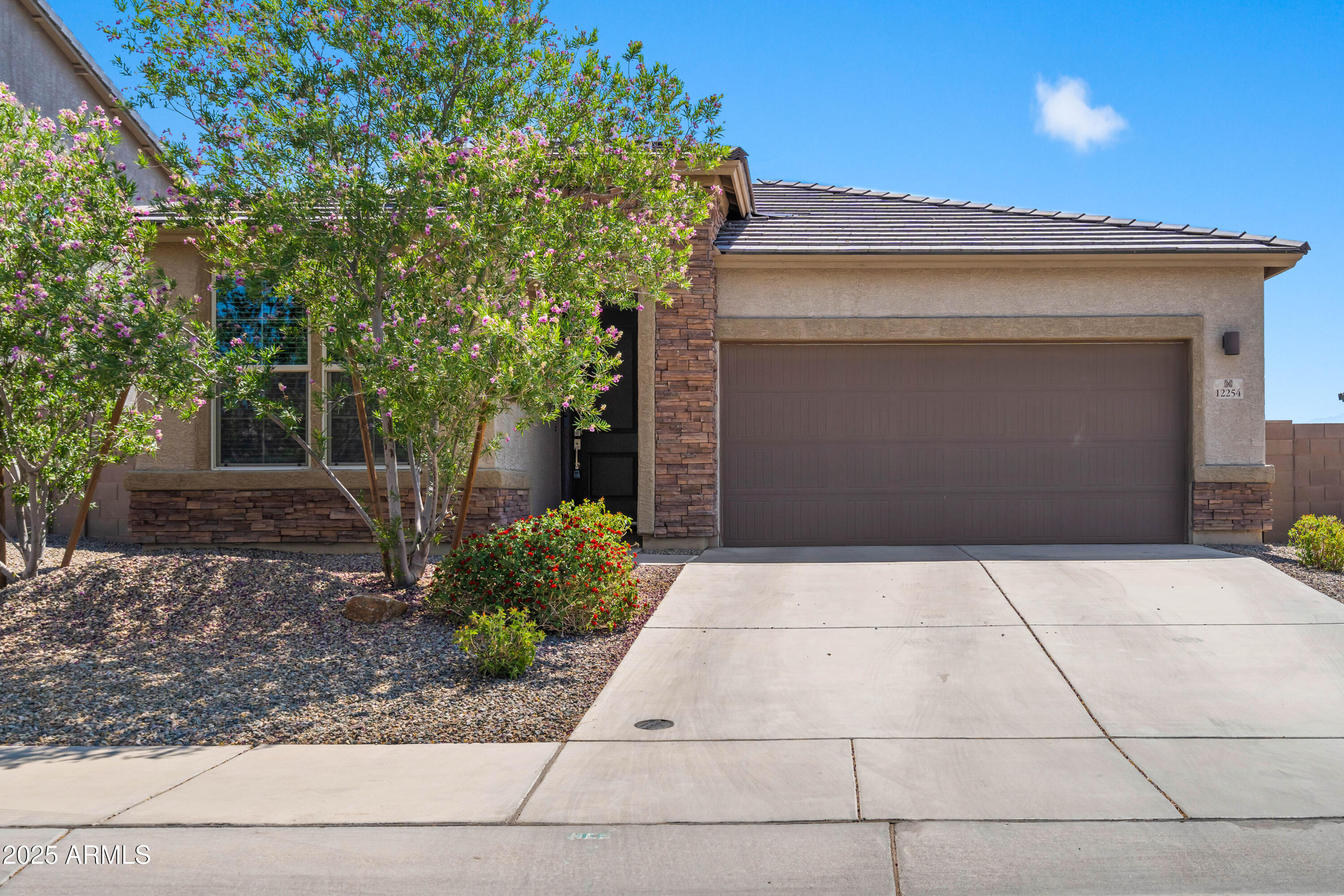 12254 N AMBERWOOD Place