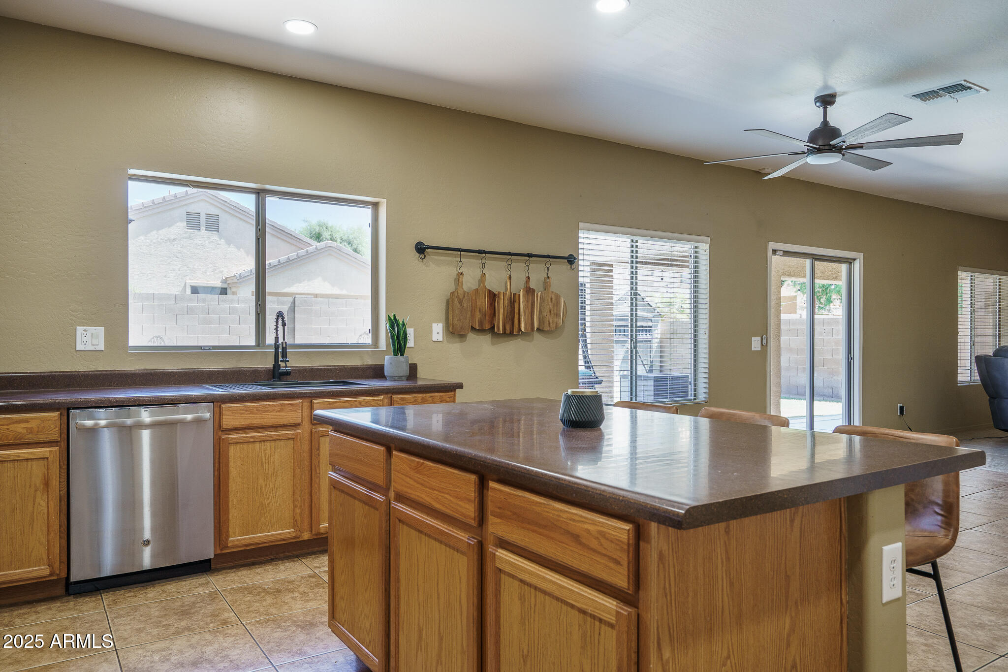 11832 W ELECTRA Lane