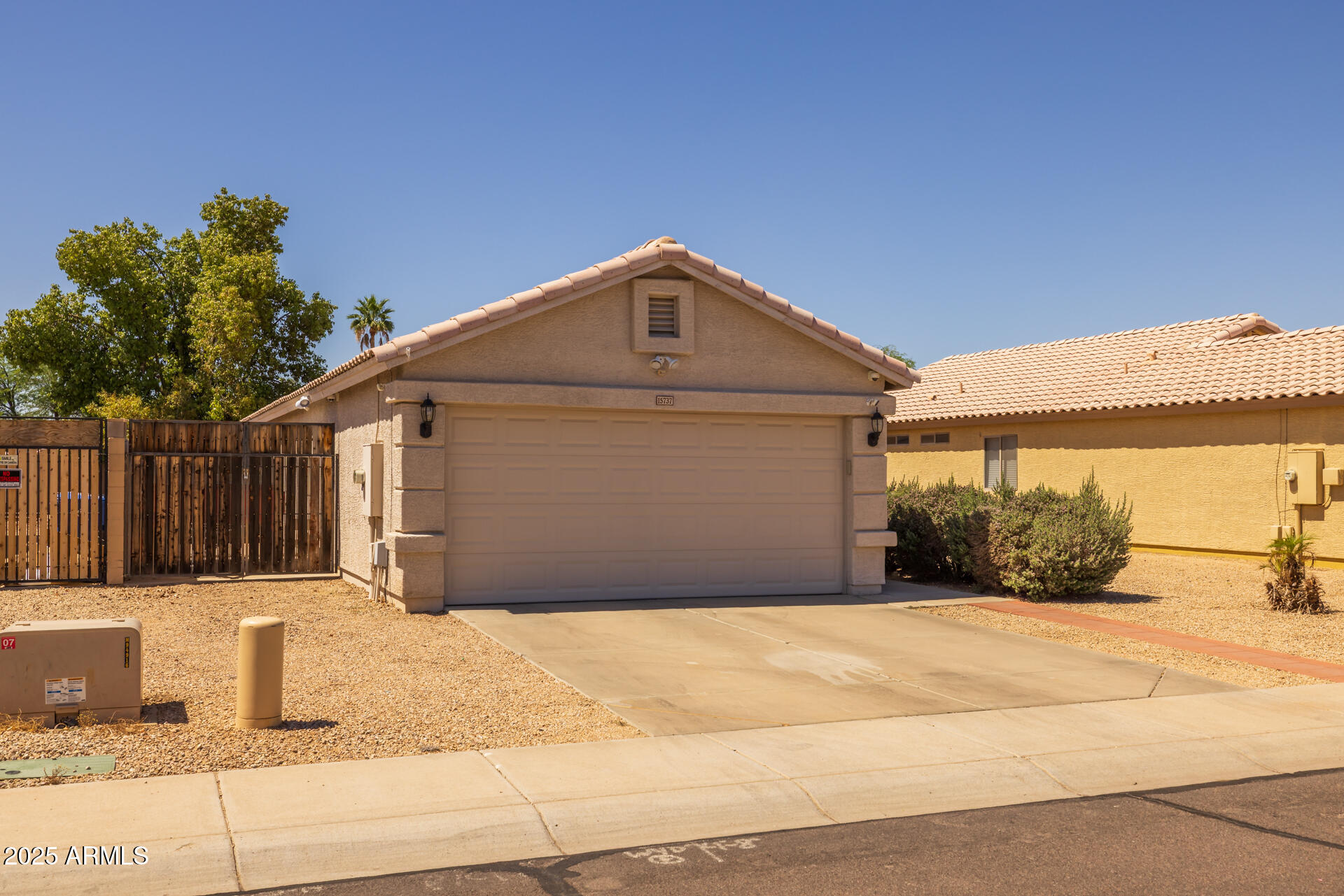 15737 W LUNDBERG Street