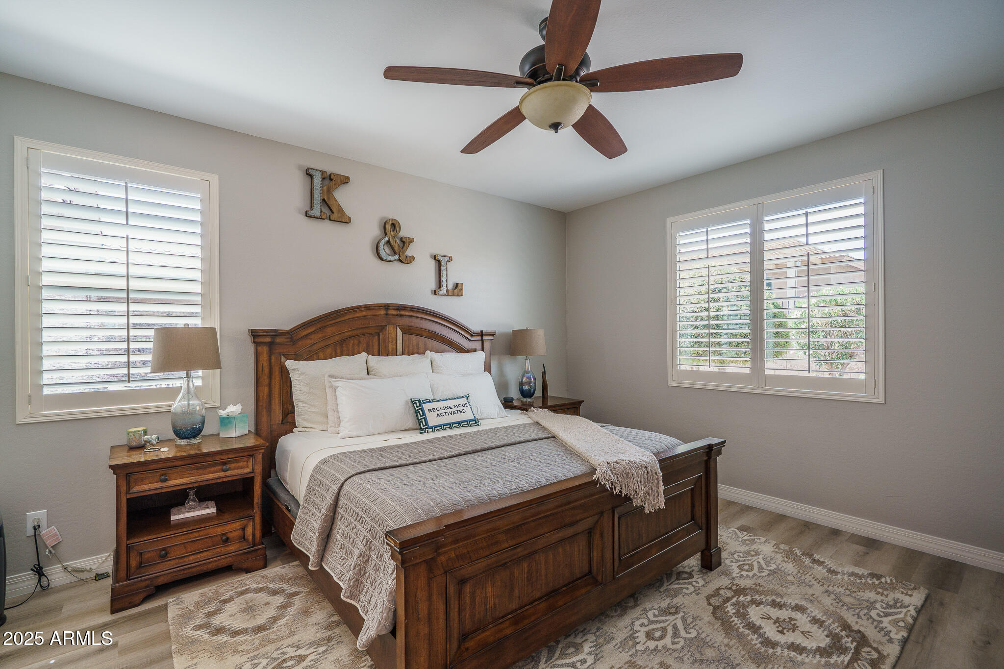 22574 W MOONLIGHT Path
