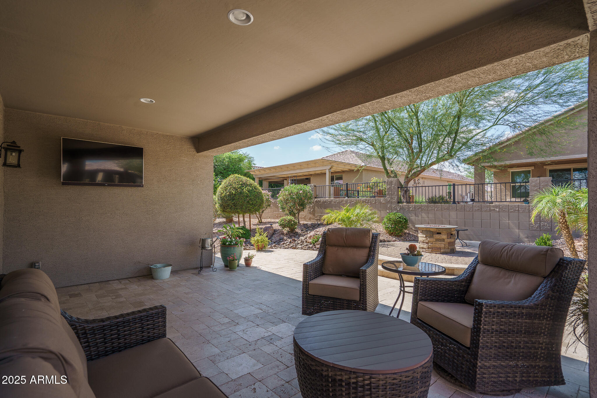 22574 W MOONLIGHT Path