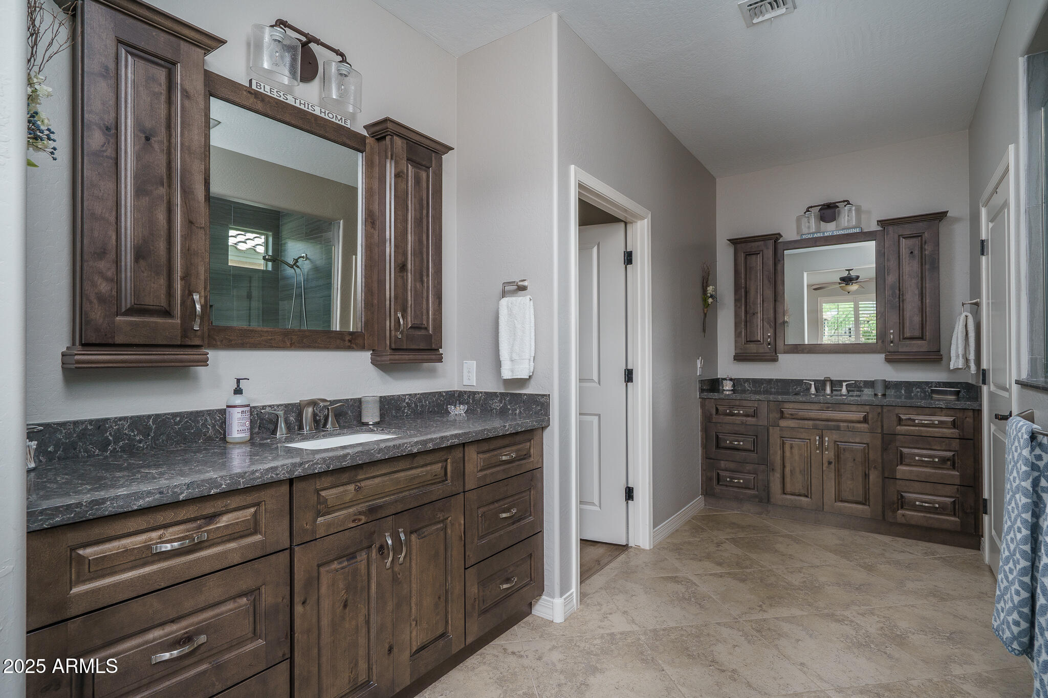 22574 W MOONLIGHT Path