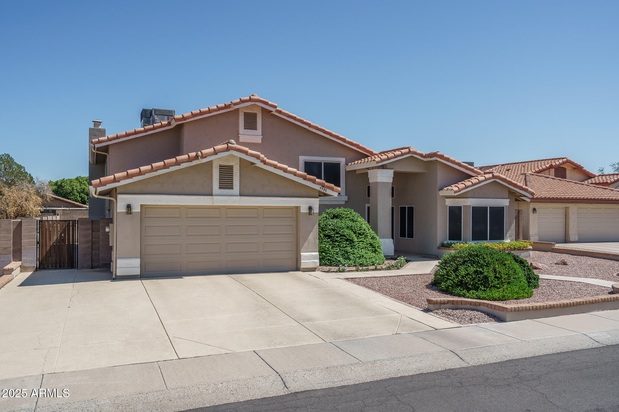 5596 W MERCER Lane