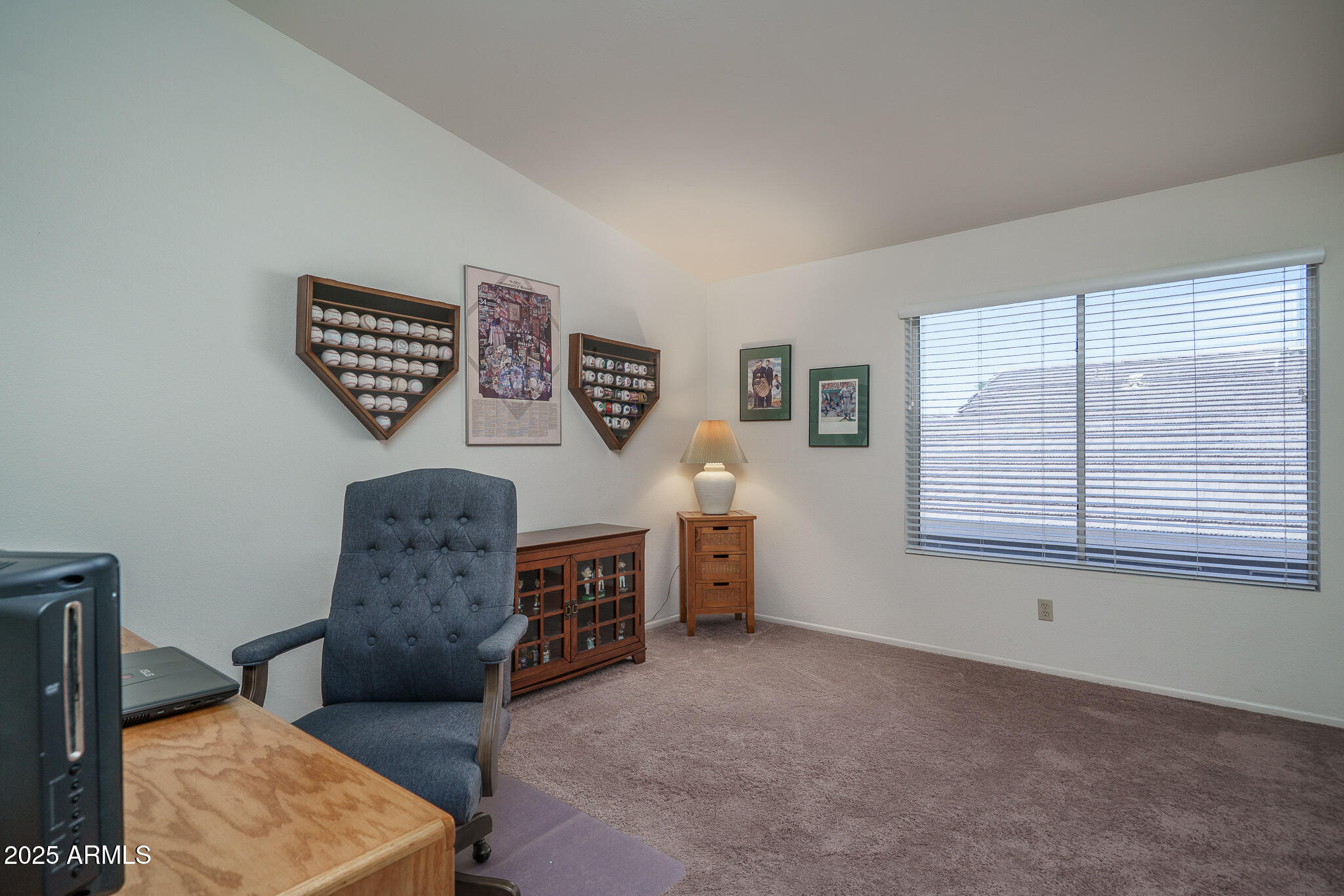 5596 W MERCER Lane
