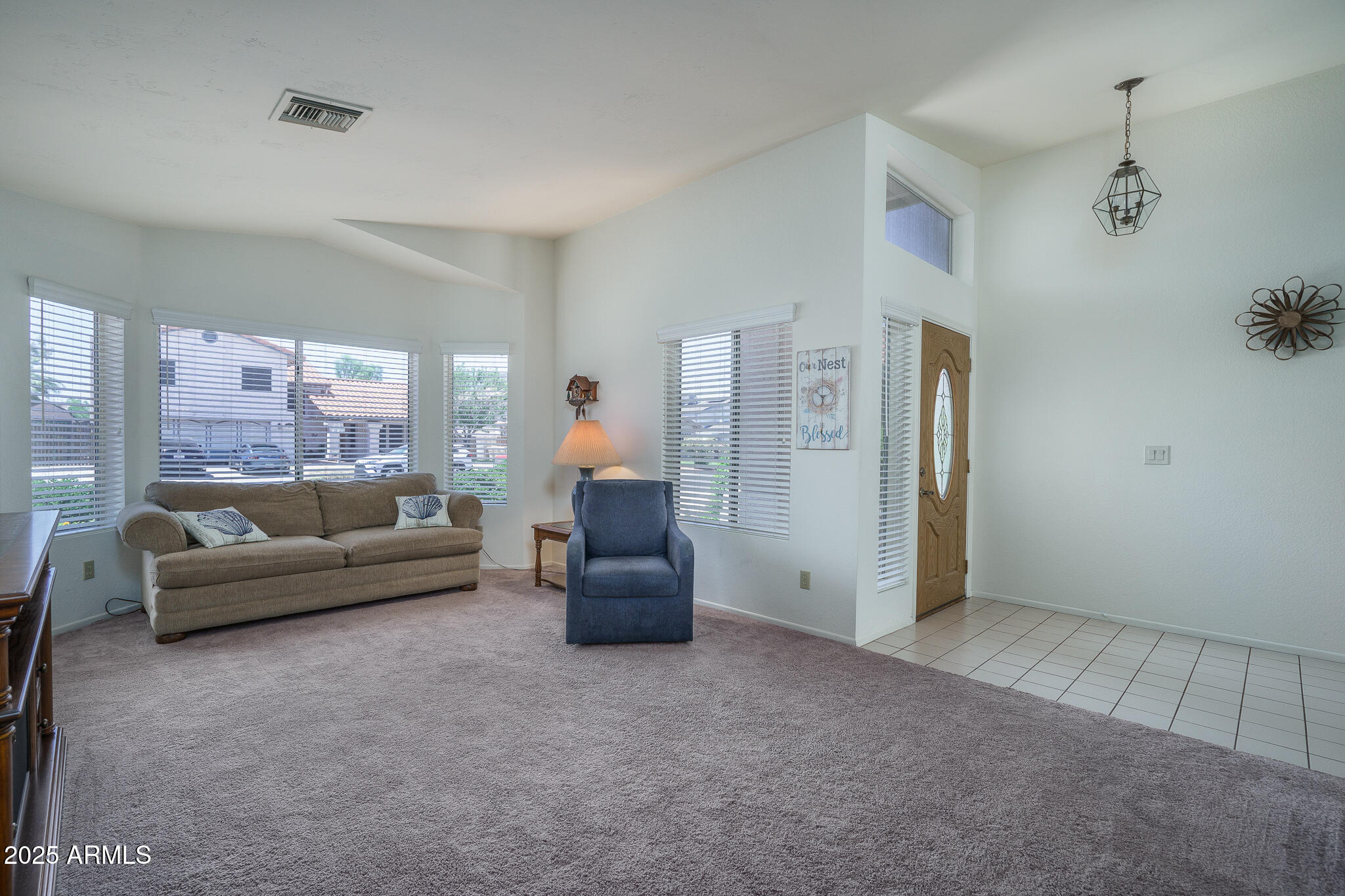 5596 W MERCER Lane