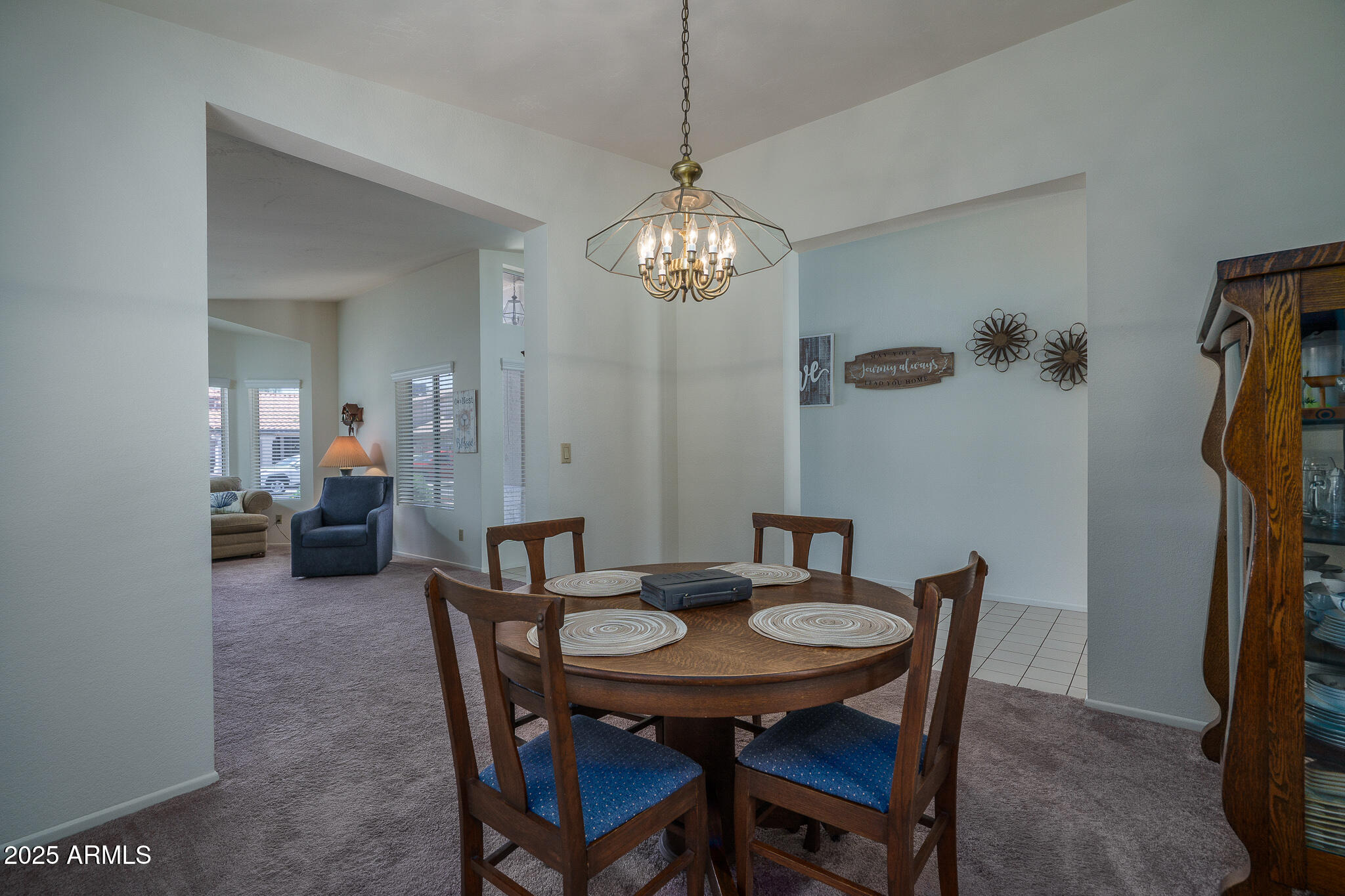 5596 W MERCER Lane