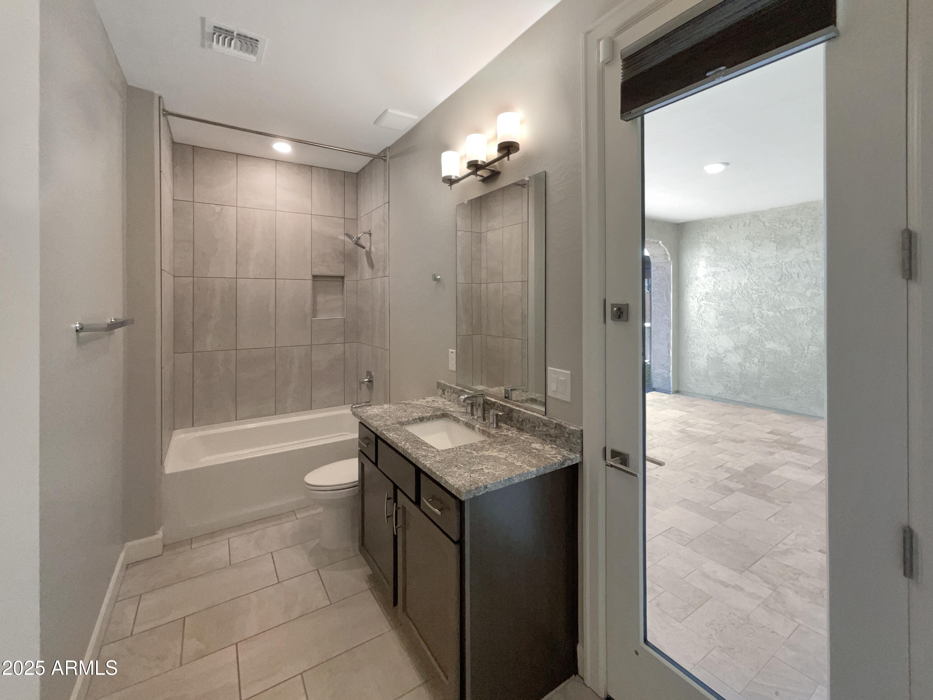 18389 W LONG LAKE Road