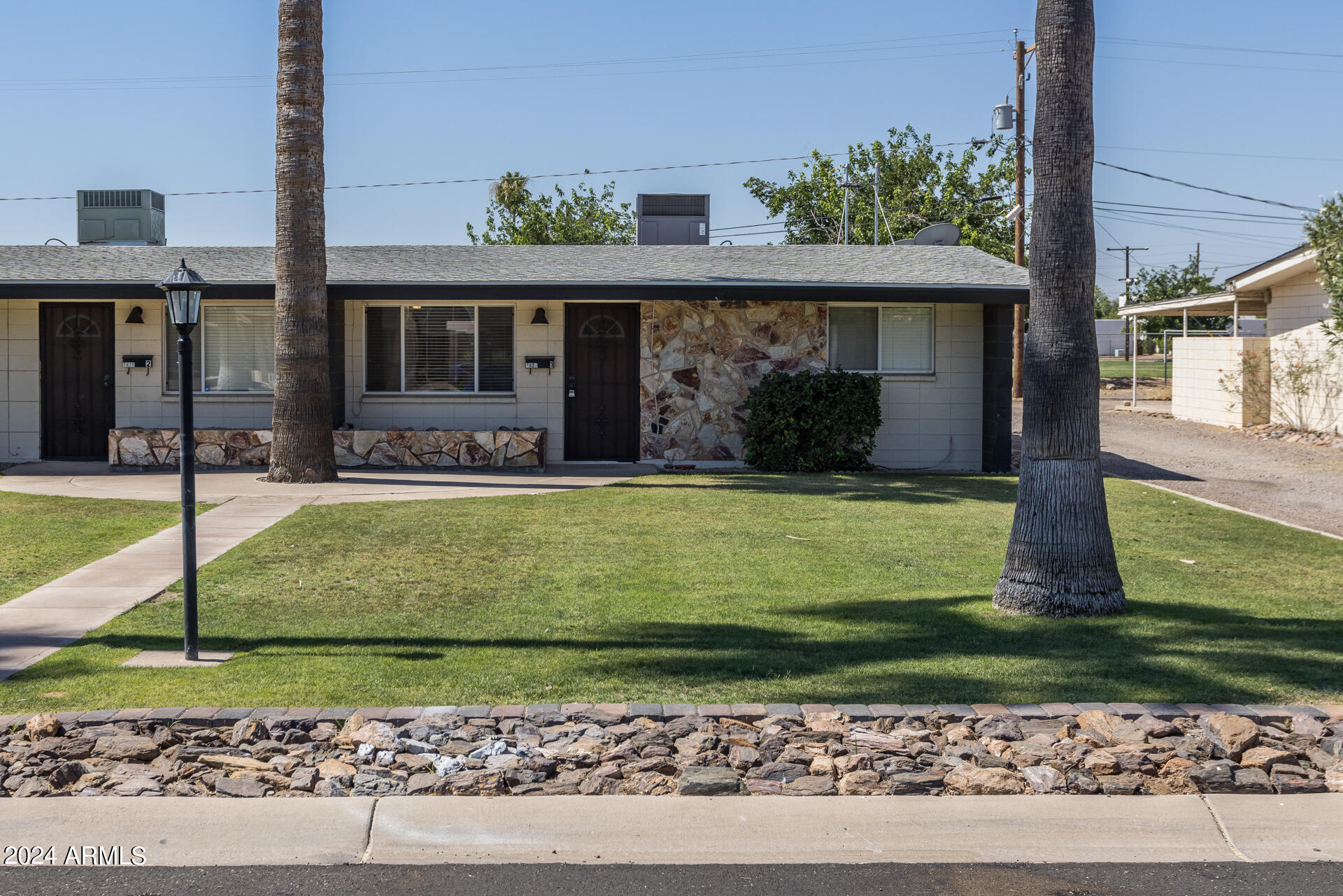 7025 E WILSHIRE Drive, 1
