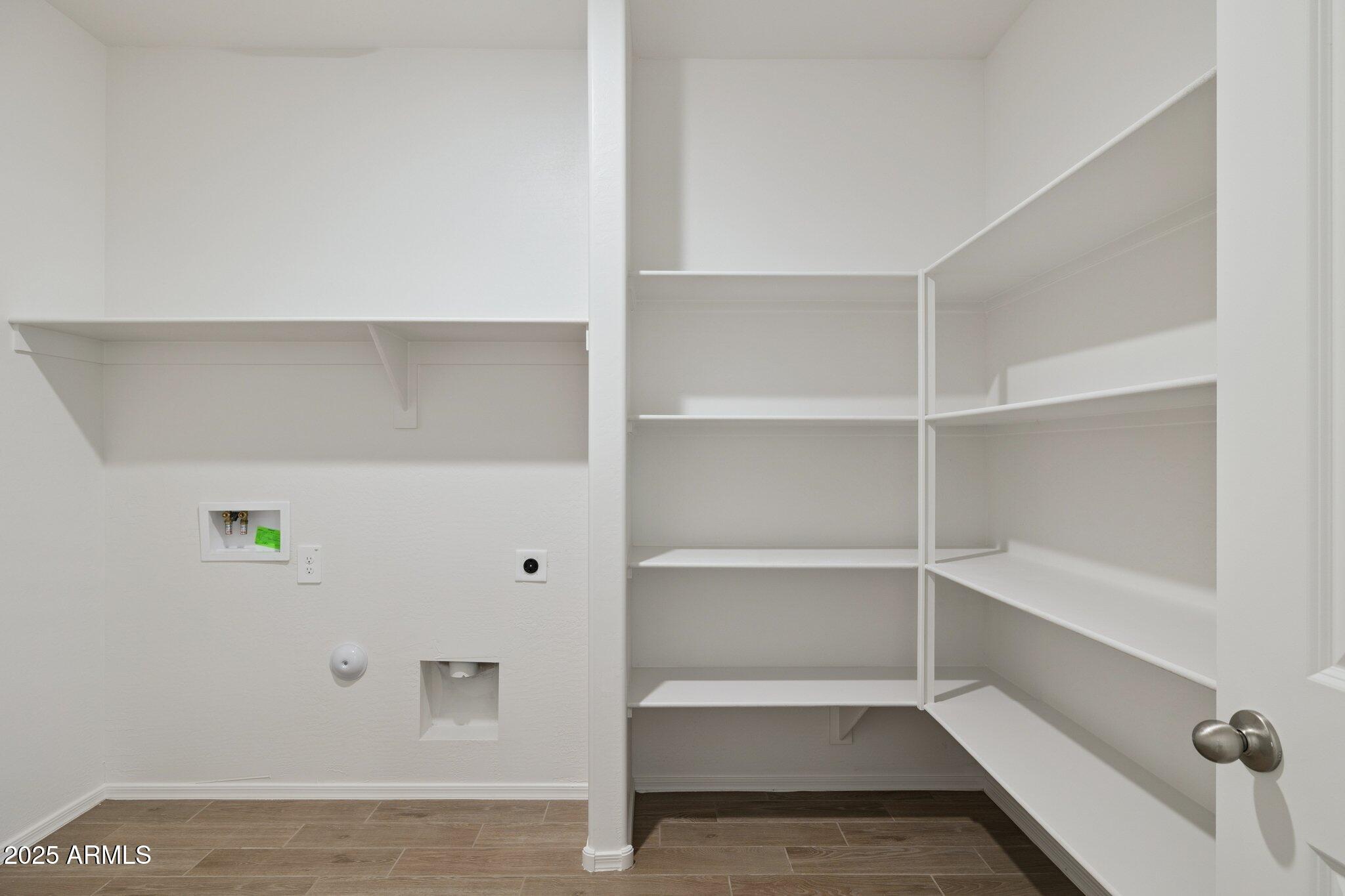 18362 W HACKAMORE Drive