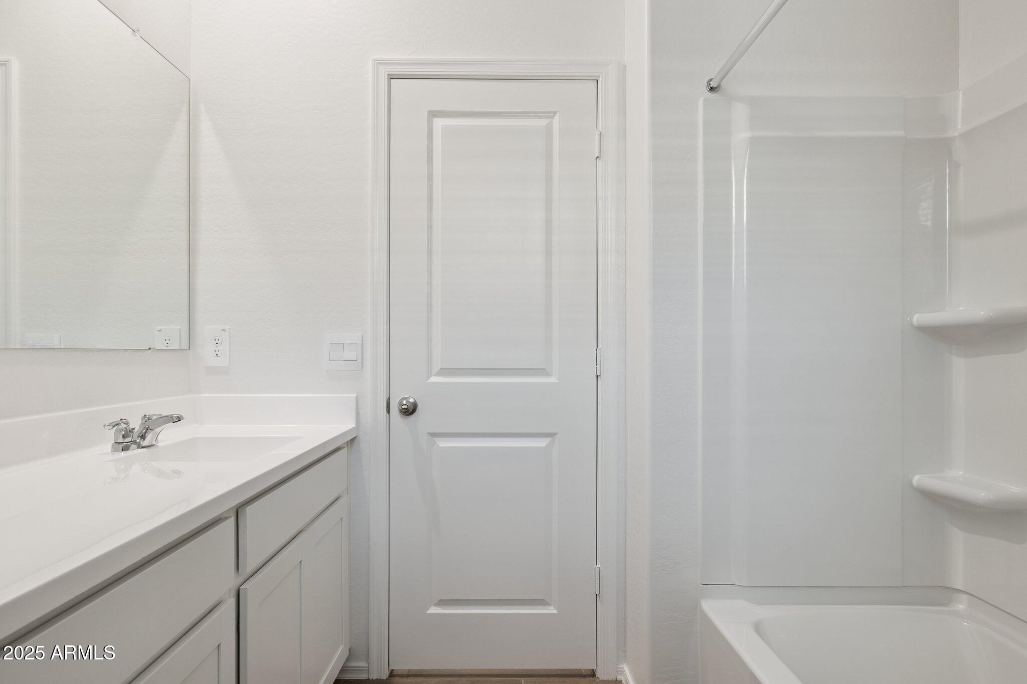 18362 W HACKAMORE Drive