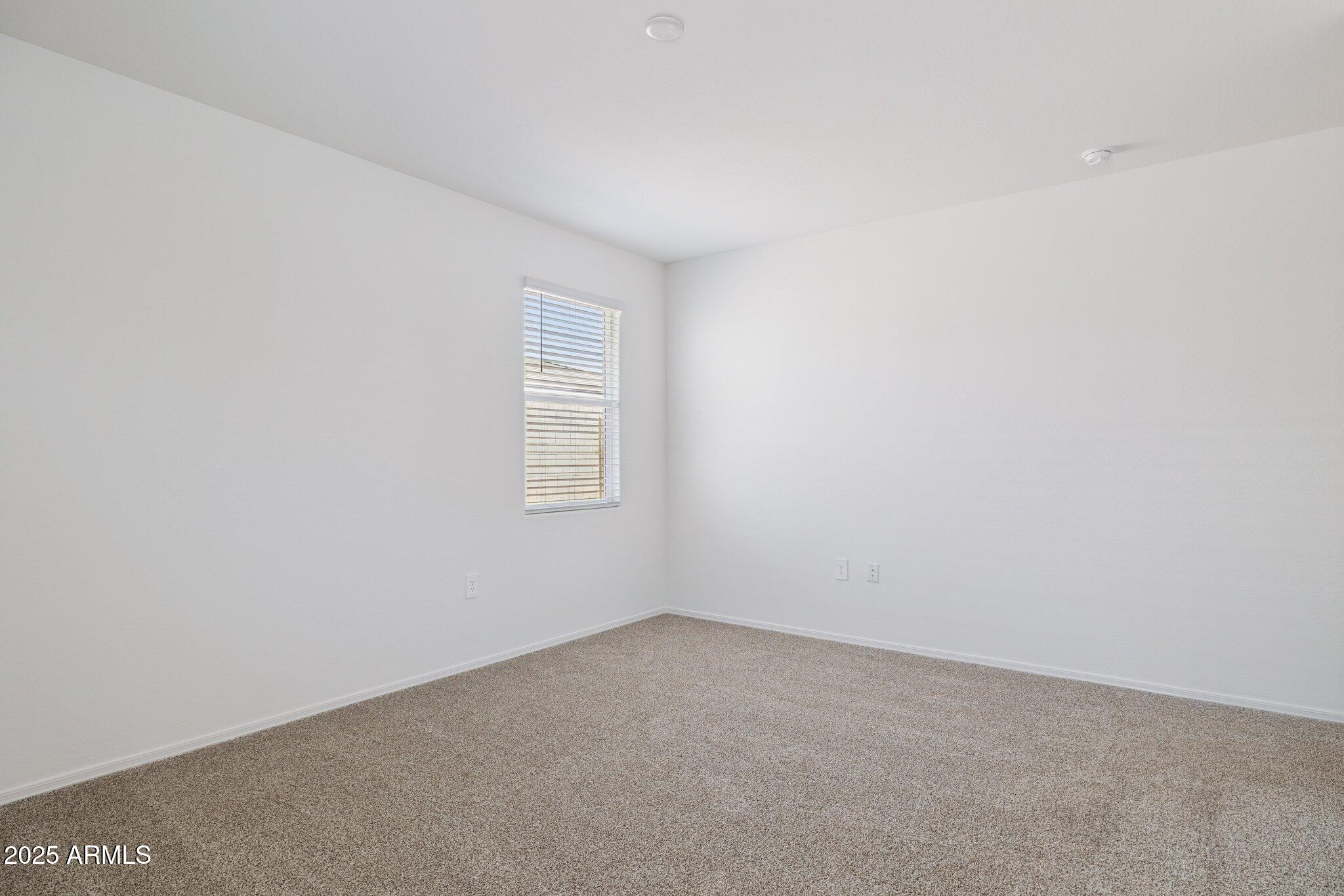 18362 W HACKAMORE Drive