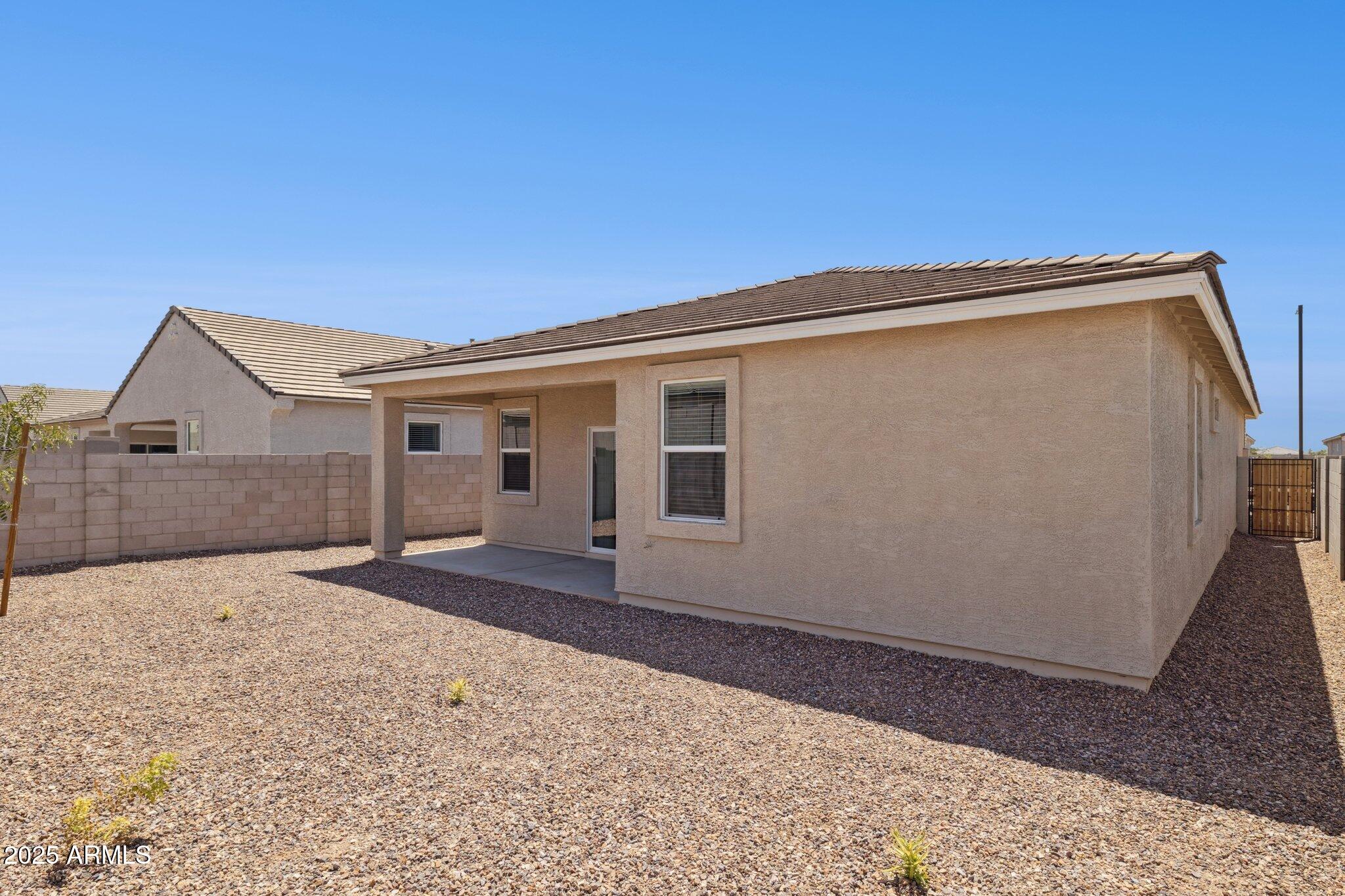 18362 W HACKAMORE Drive