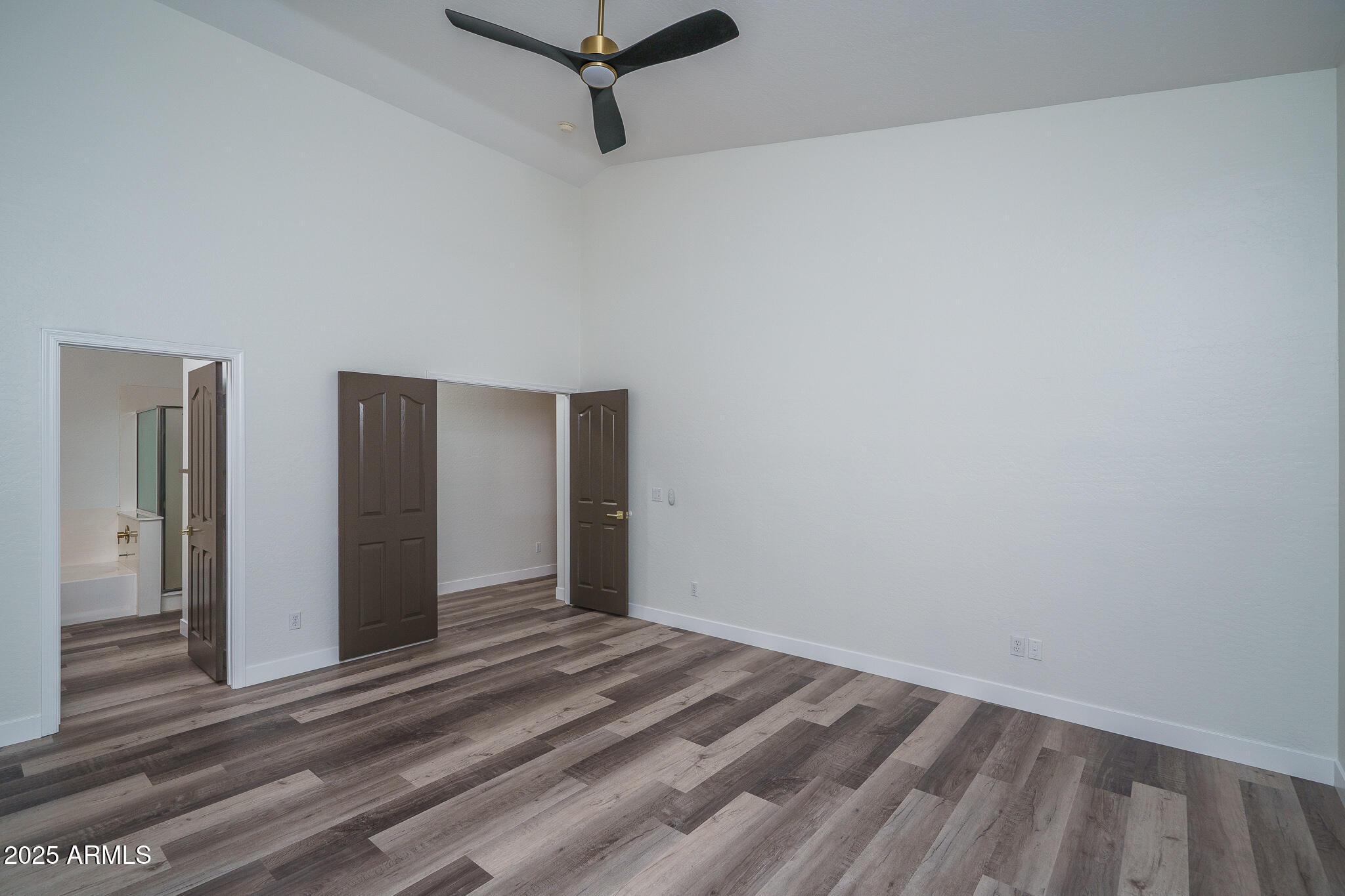 4609 E PINNACLE VISTA Drive