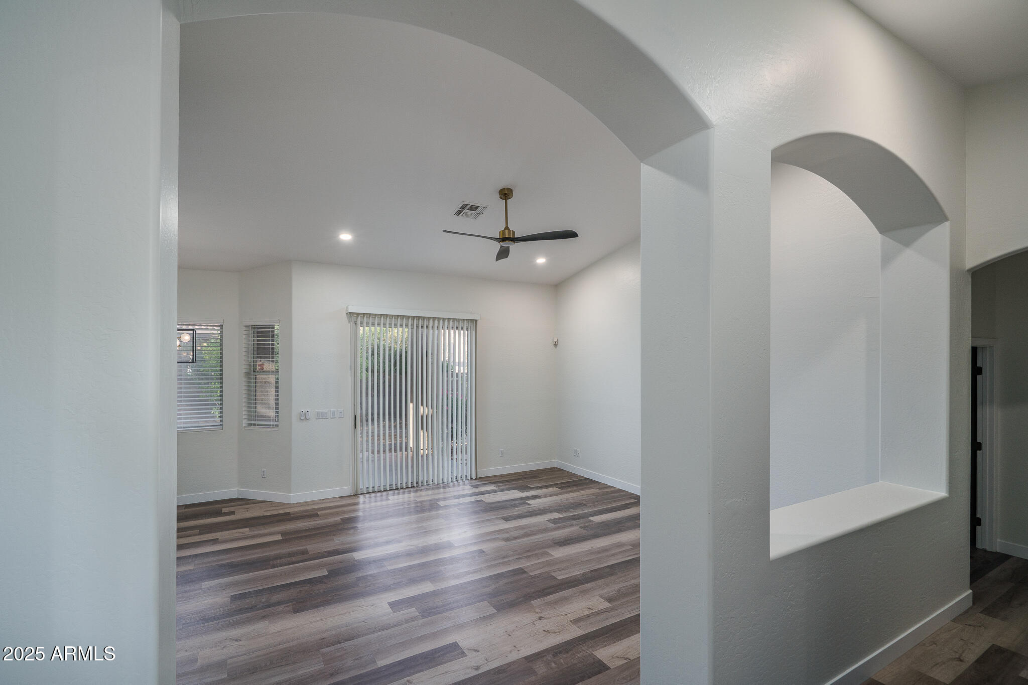 4609 E PINNACLE VISTA Drive