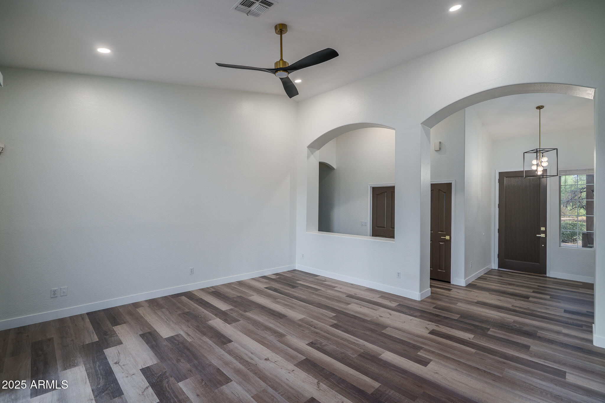 4609 E PINNACLE VISTA Drive