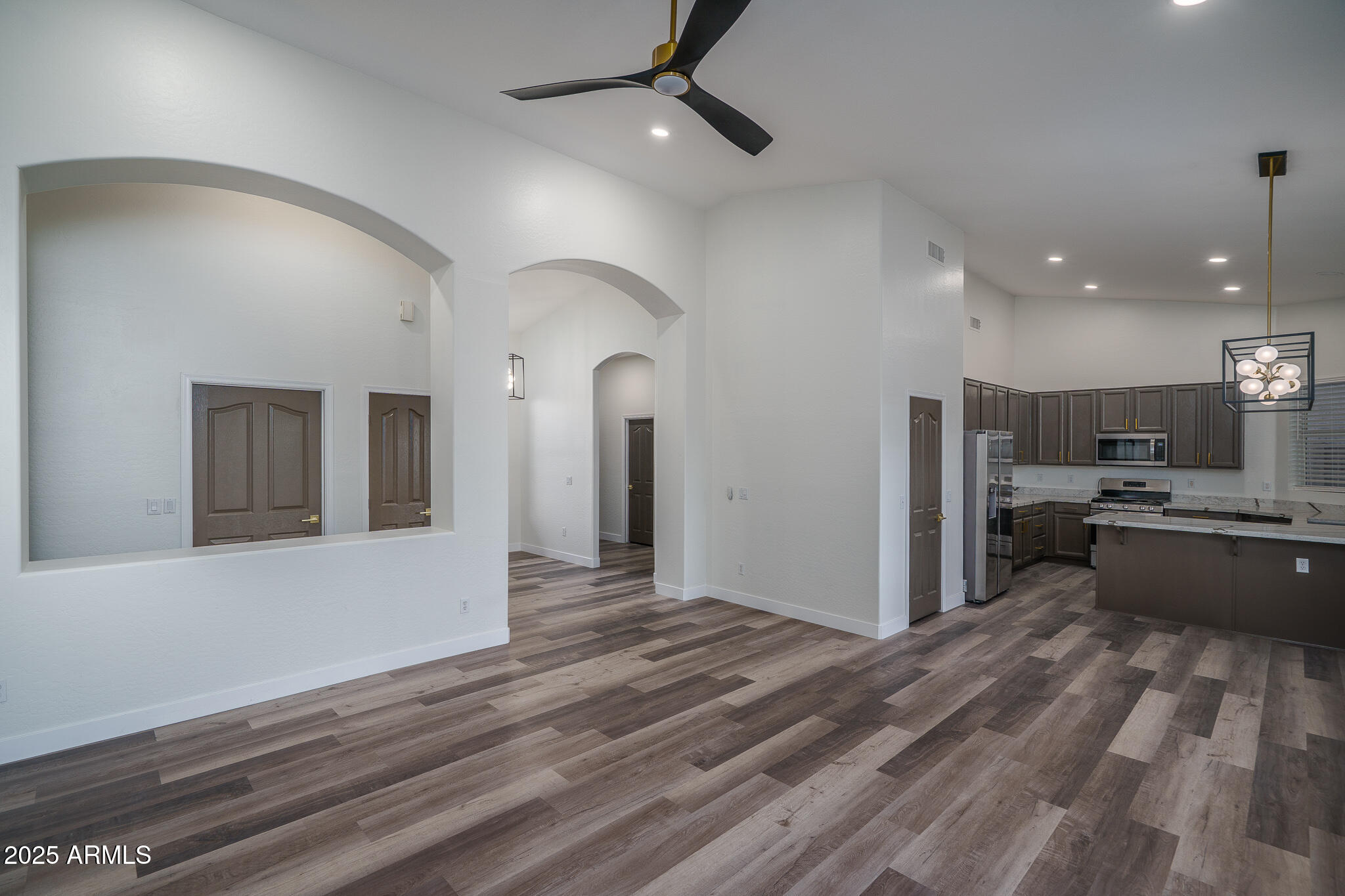 4609 E PINNACLE VISTA Drive