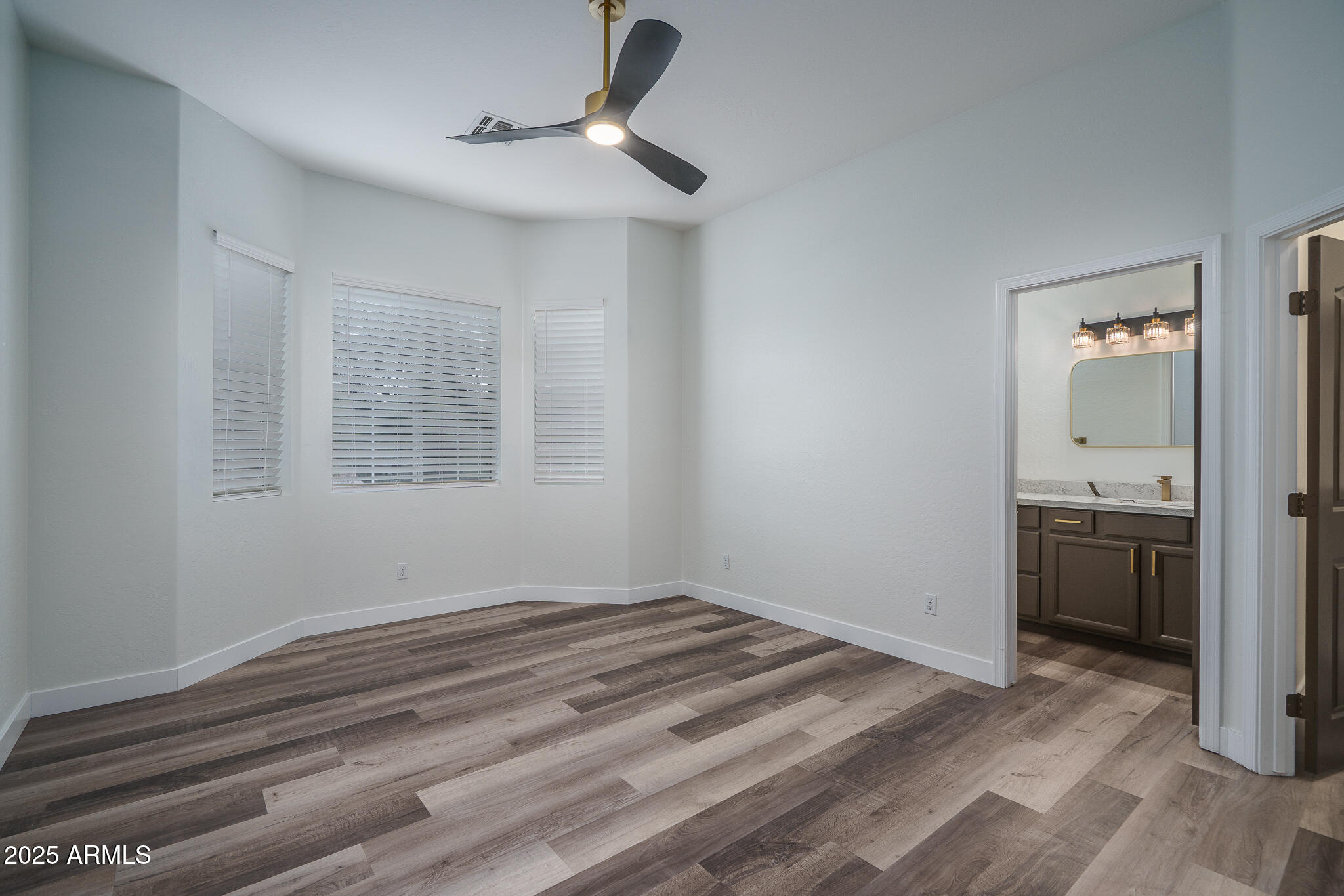 4609 E PINNACLE VISTA Drive