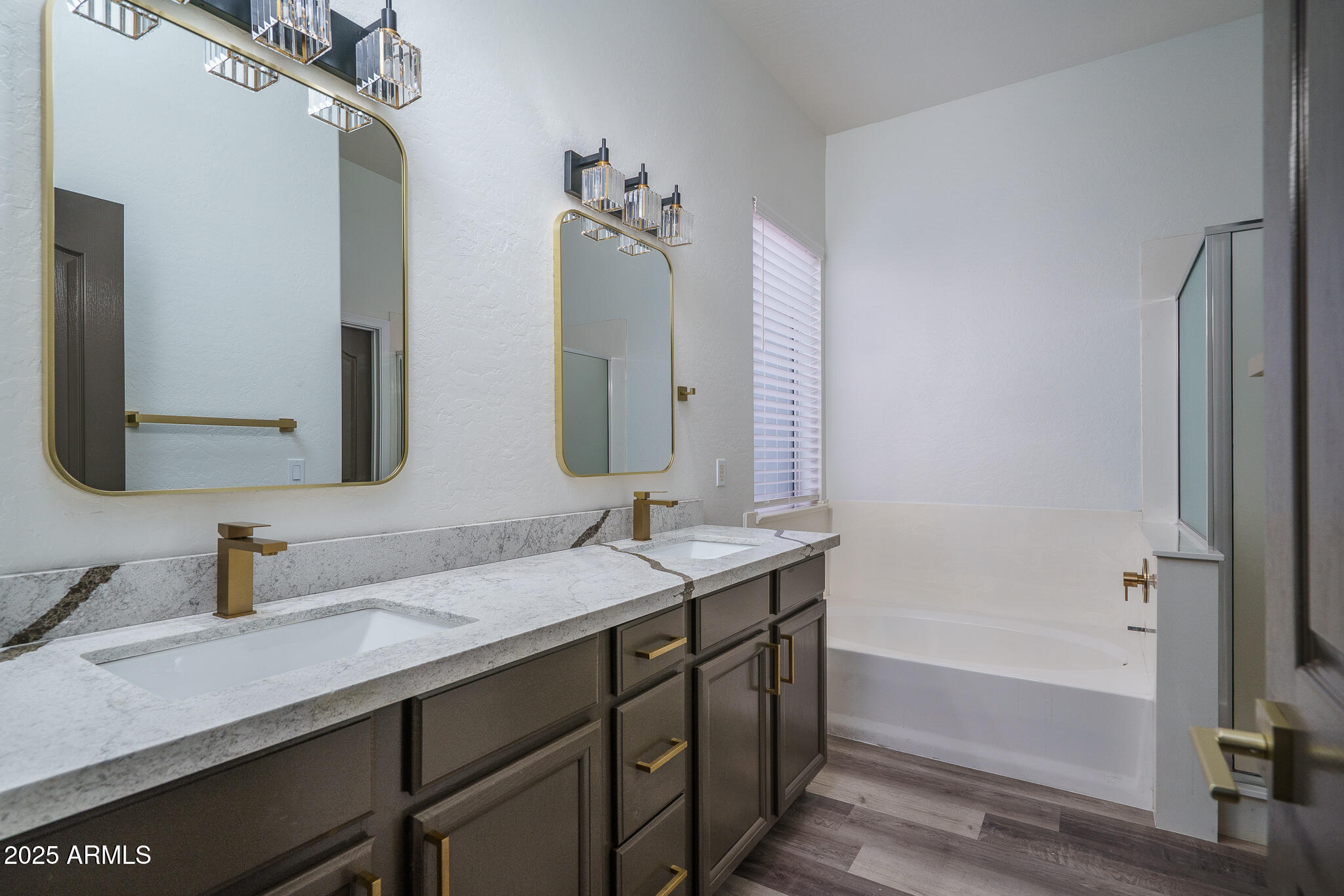 4609 E PINNACLE VISTA Drive