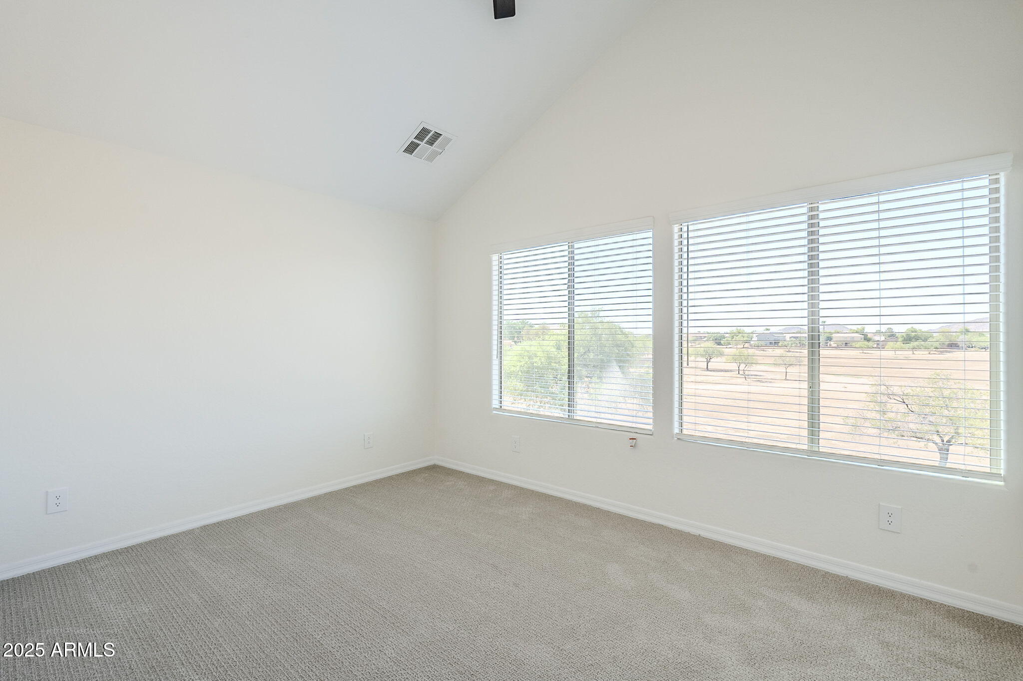 1367 W STEPHANIE Lane