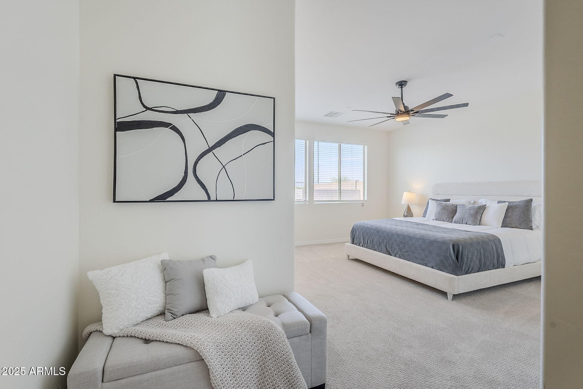 1367 W STEPHANIE Lane