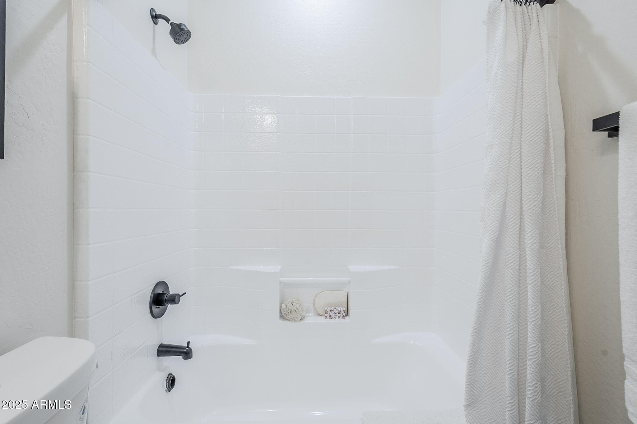 1367 W STEPHANIE Lane