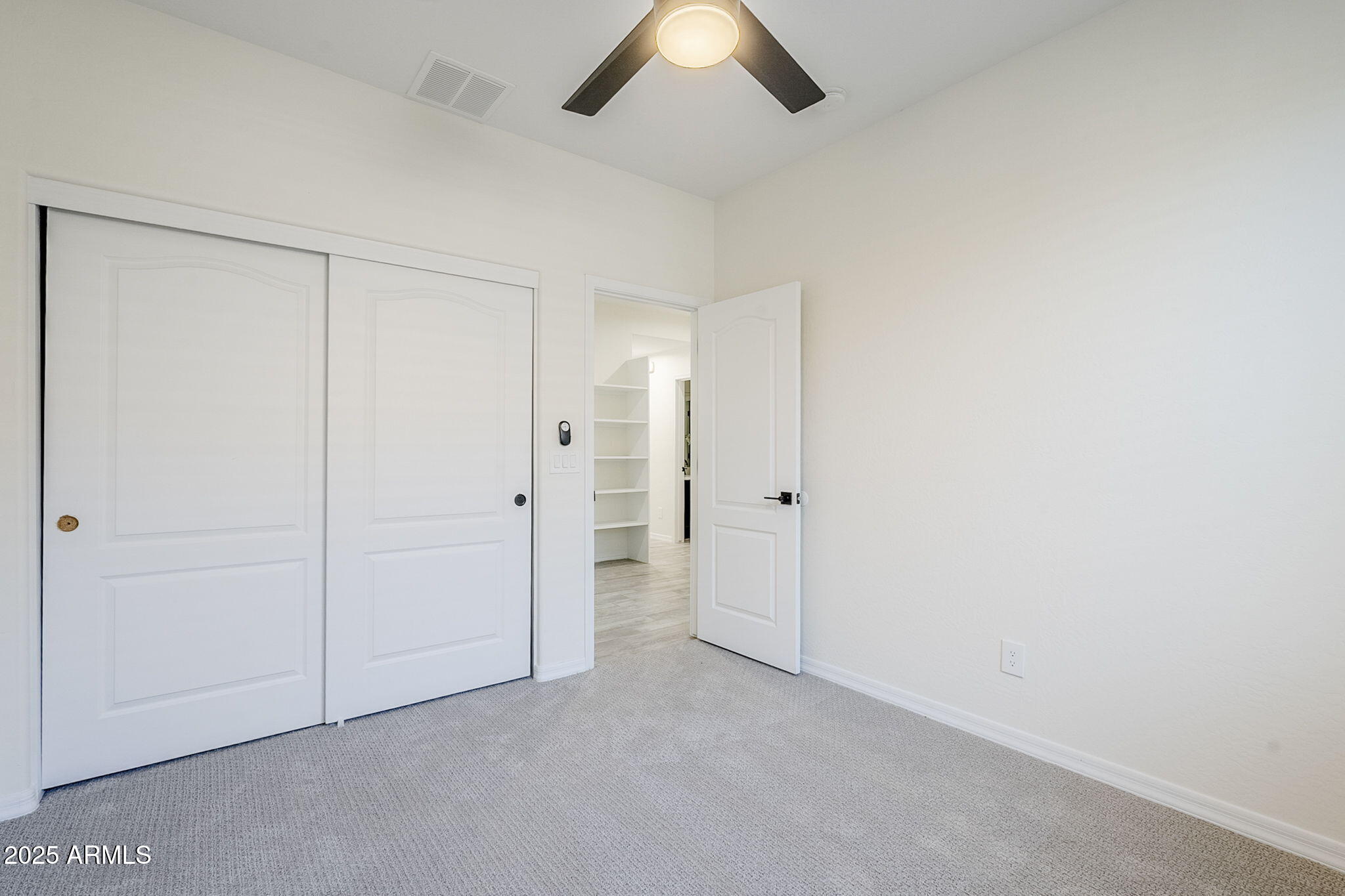 1367 W STEPHANIE Lane