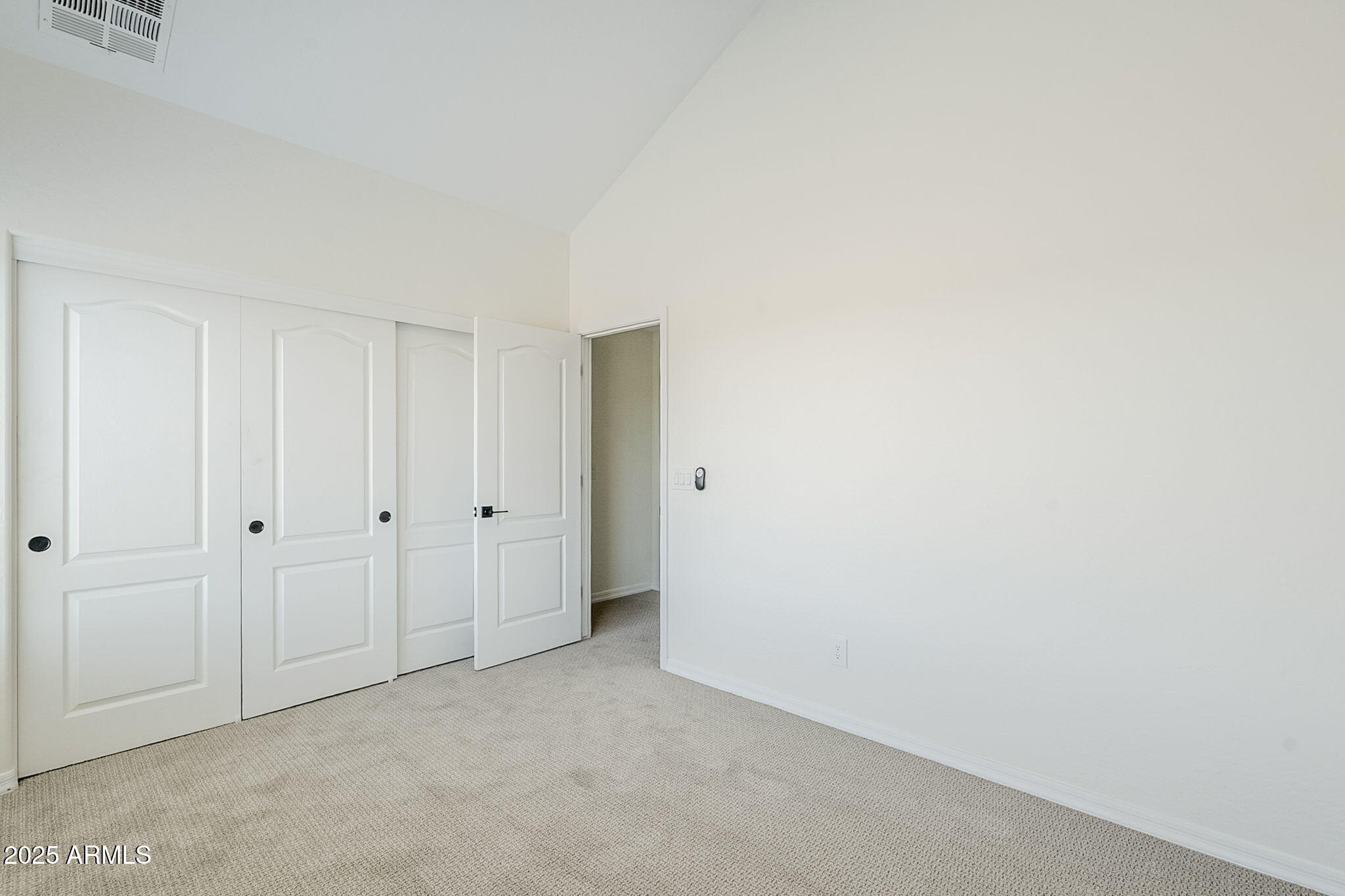 1367 W STEPHANIE Lane