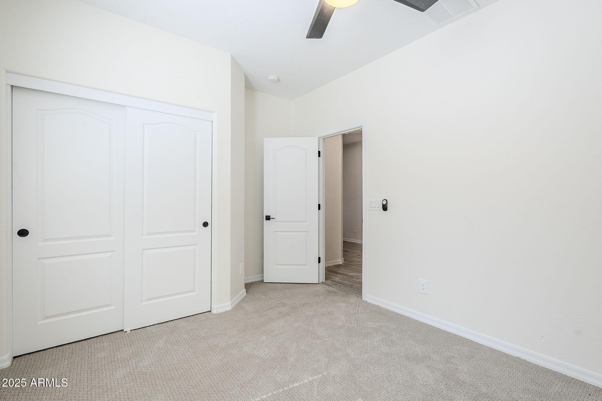 1367 W STEPHANIE Lane