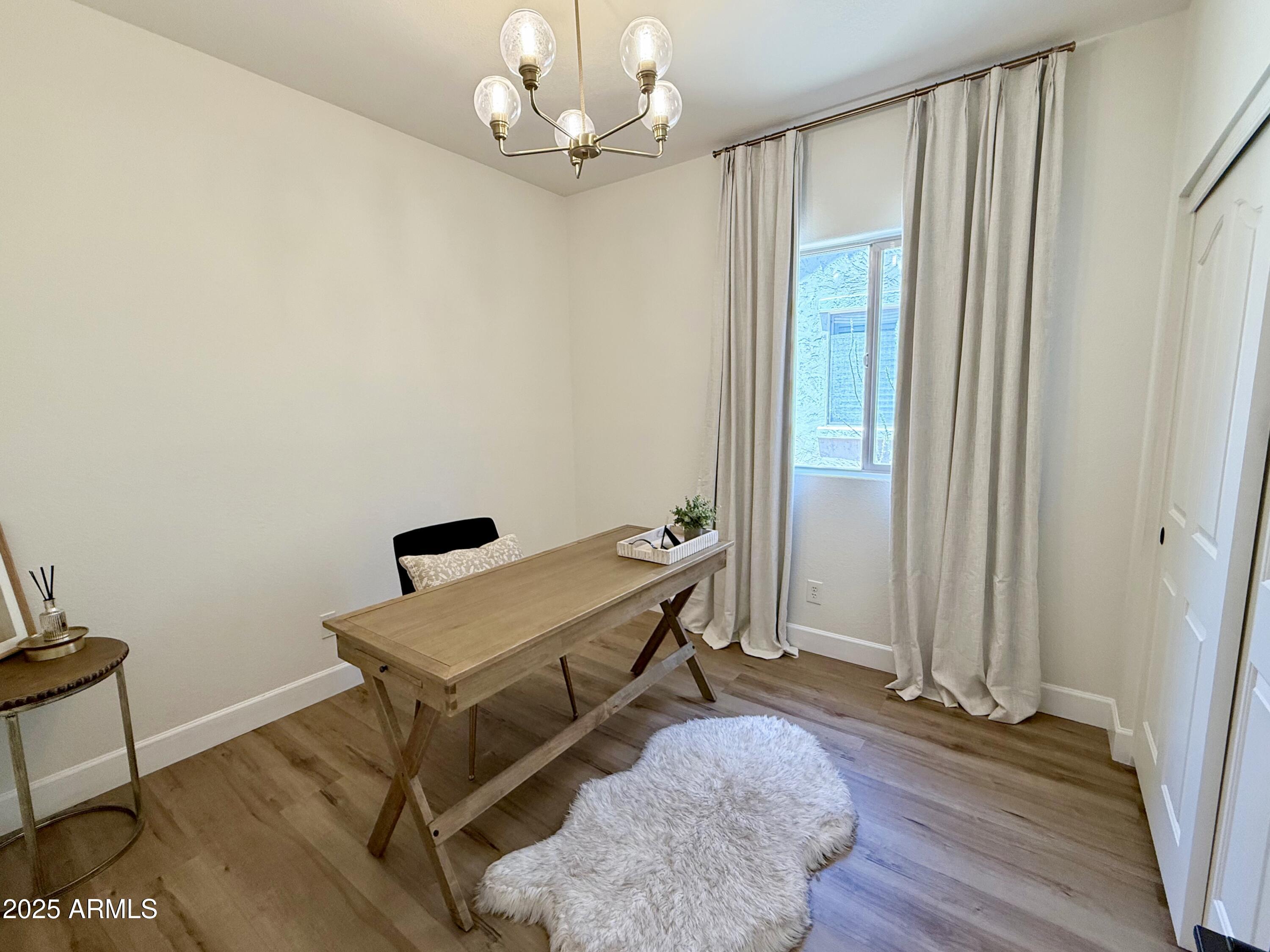 8450 W QUAIL TRACK Drive