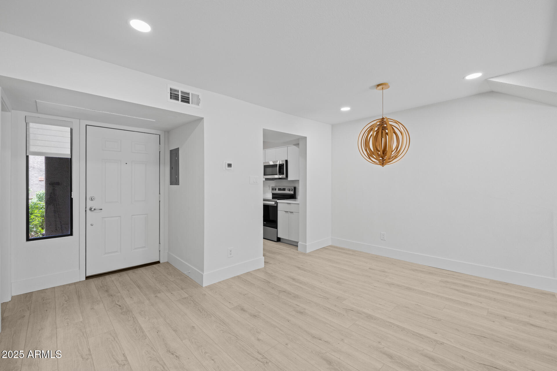 5122 E SHEA Boulevard, 1012