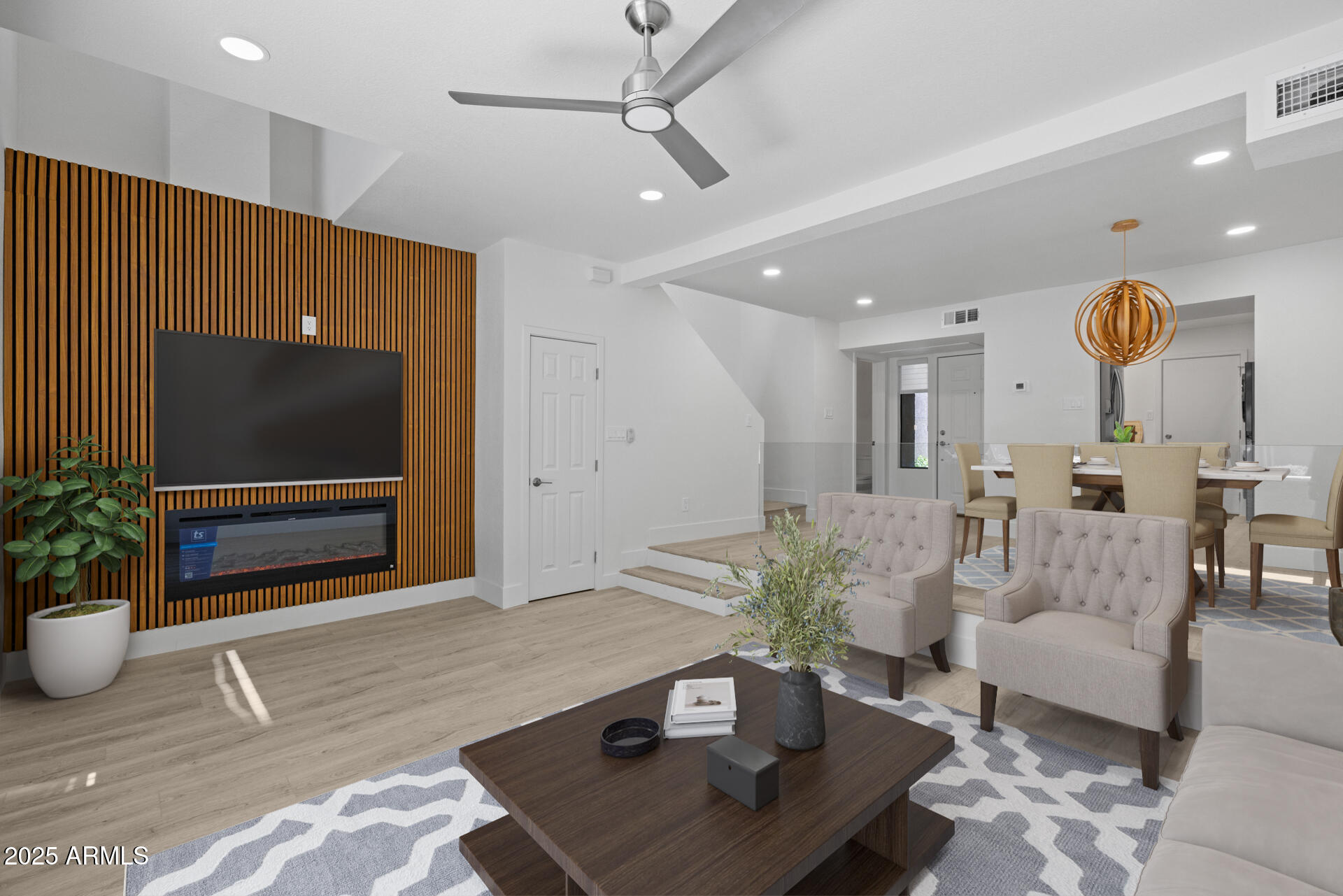 5122 E SHEA Boulevard, 1012