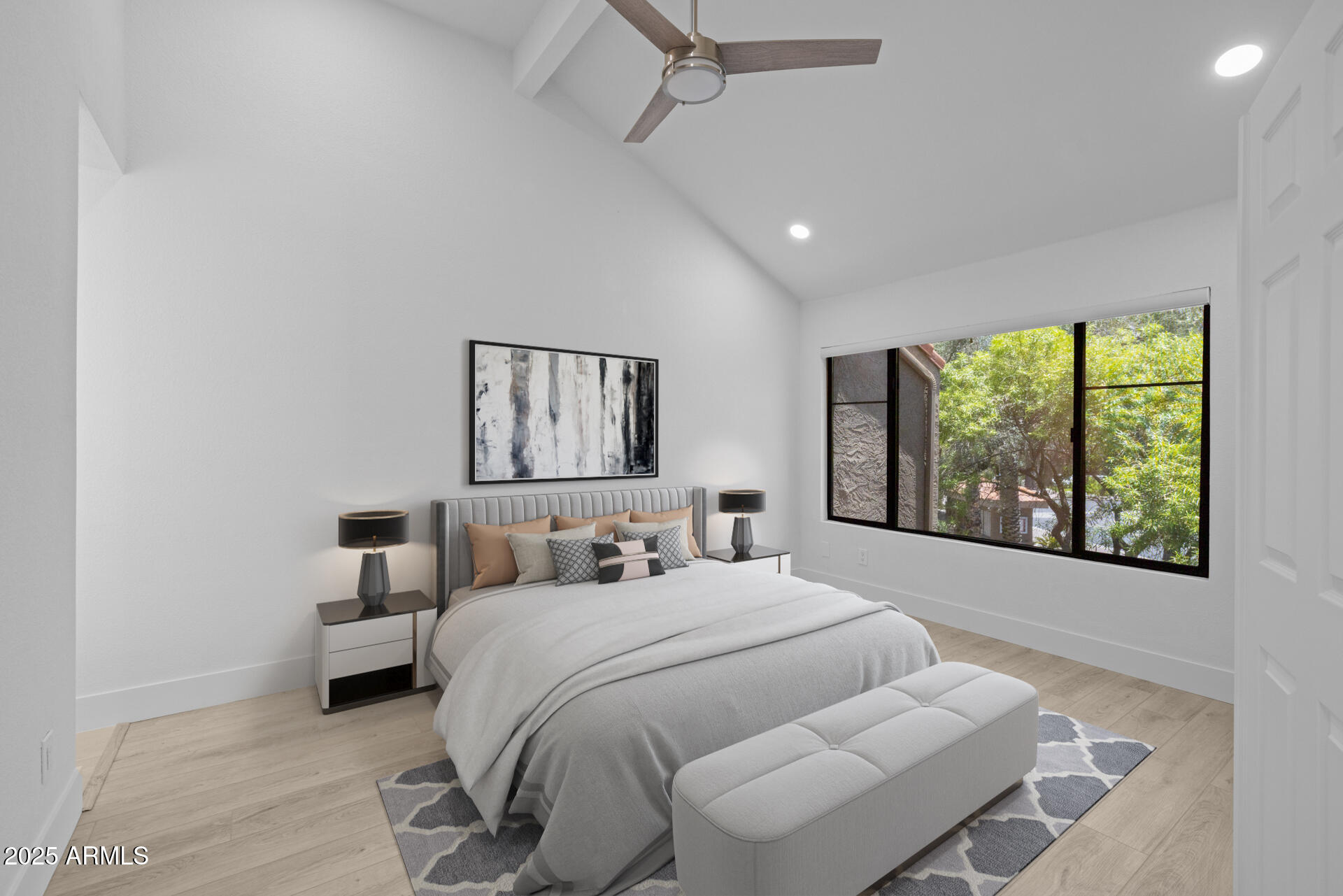 5122 E SHEA Boulevard, 1012