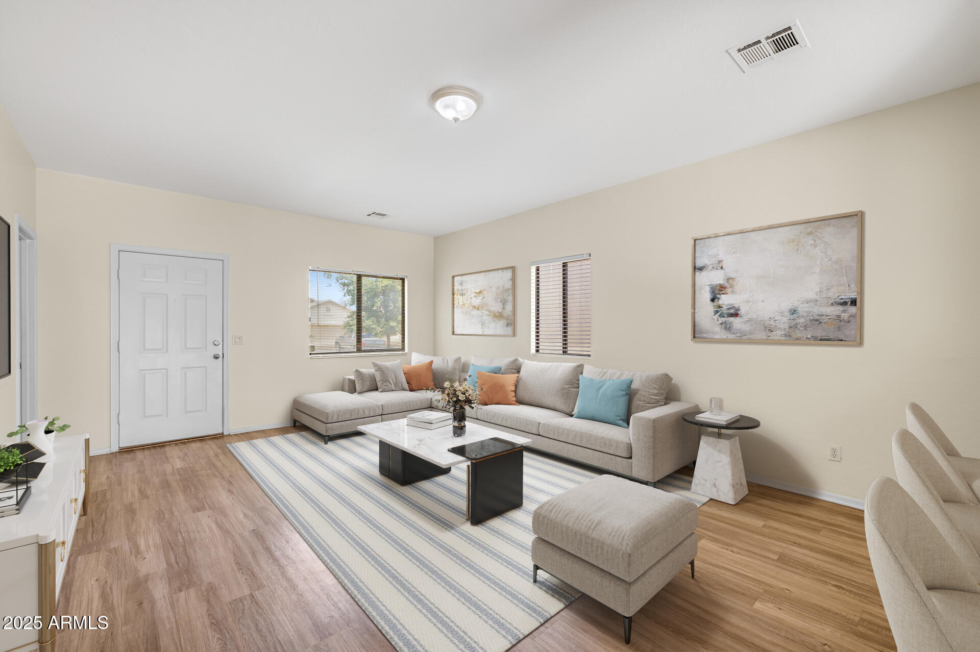 713 W SAINT CHARLES Avenue