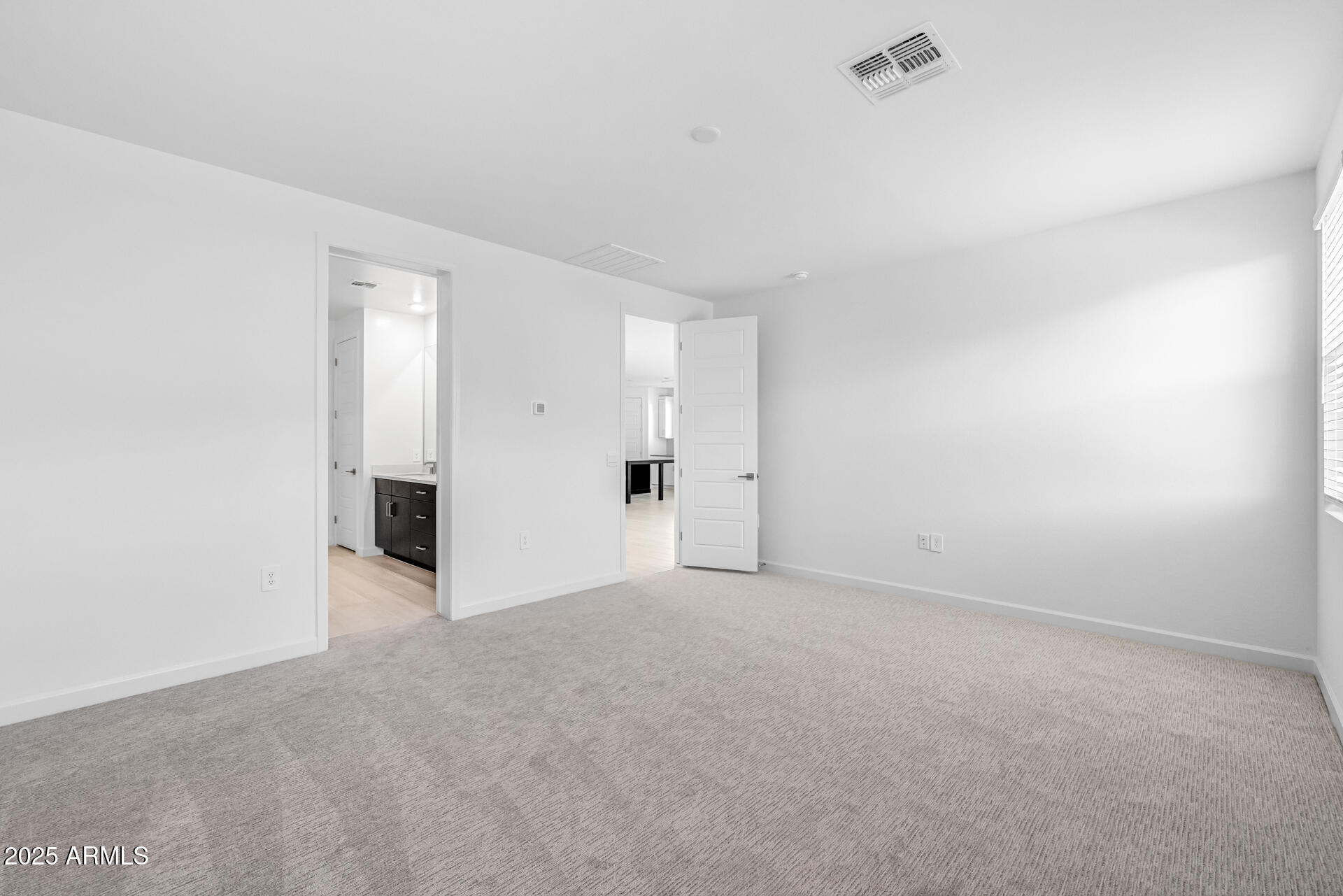 2323 W PEARCE Road