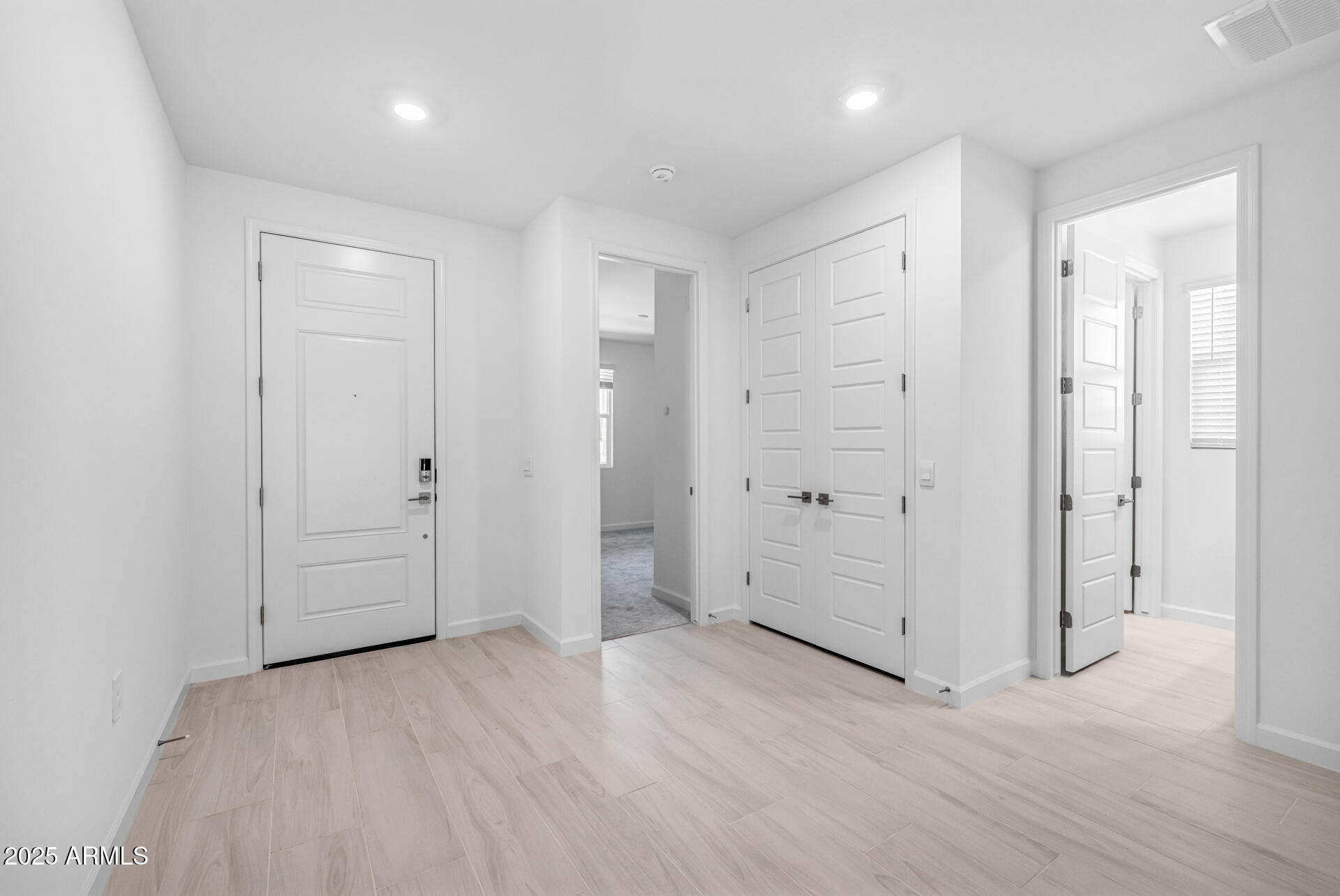 2323 W PEARCE Road