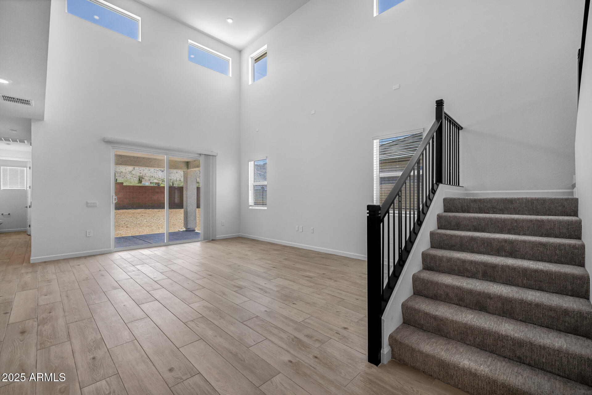 2319 W PEARCE Road