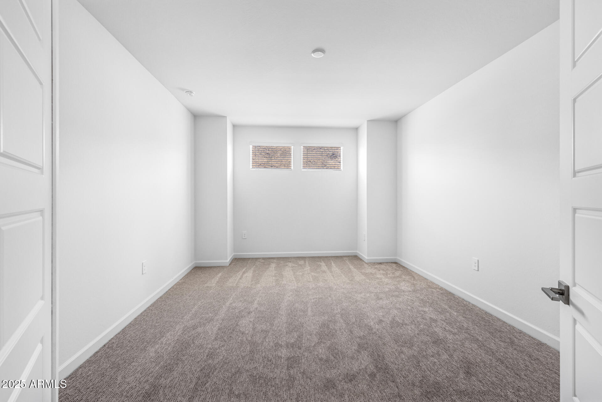 2319 W PEARCE Road