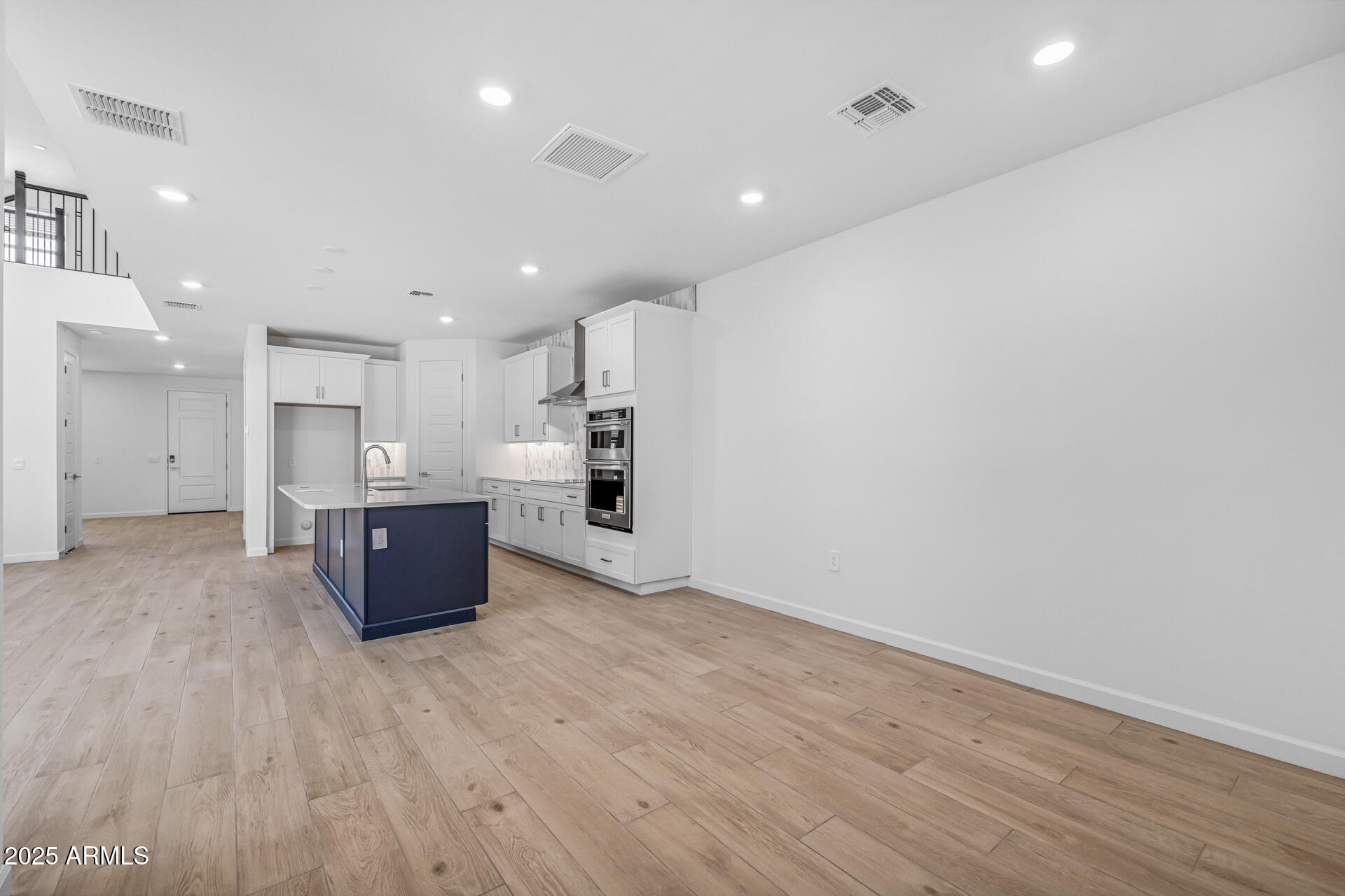 2319 W PEARCE Road